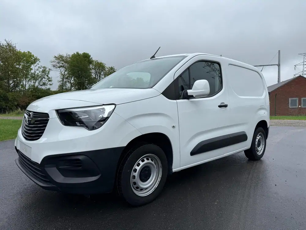 Opel Combo *102 cv*53600 km*Apple Car Play - Mali kombi: slika Opel Combo *102 cv*53600 km*Apple Car Play - Mali kombi Opel Combo *102 cv*53600 km*Apple Car Play - Mali kombi: slika Opel Combo *102 cv*53600 km*Apple Car Play - Mali kombi