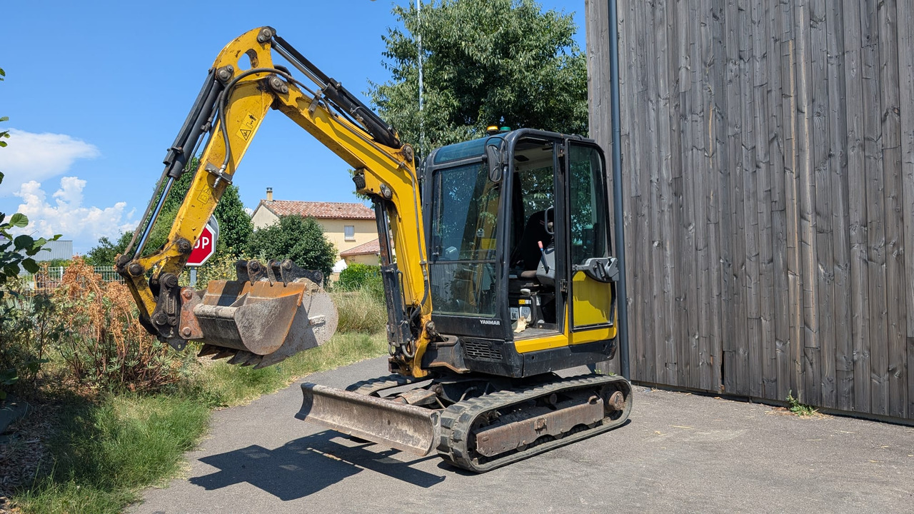 YANMAR SV26 - Mini bager: slika YANMAR SV26 - Mini bager YANMAR SV26 - Mini bager: slika YANMAR SV26 - Mini bager