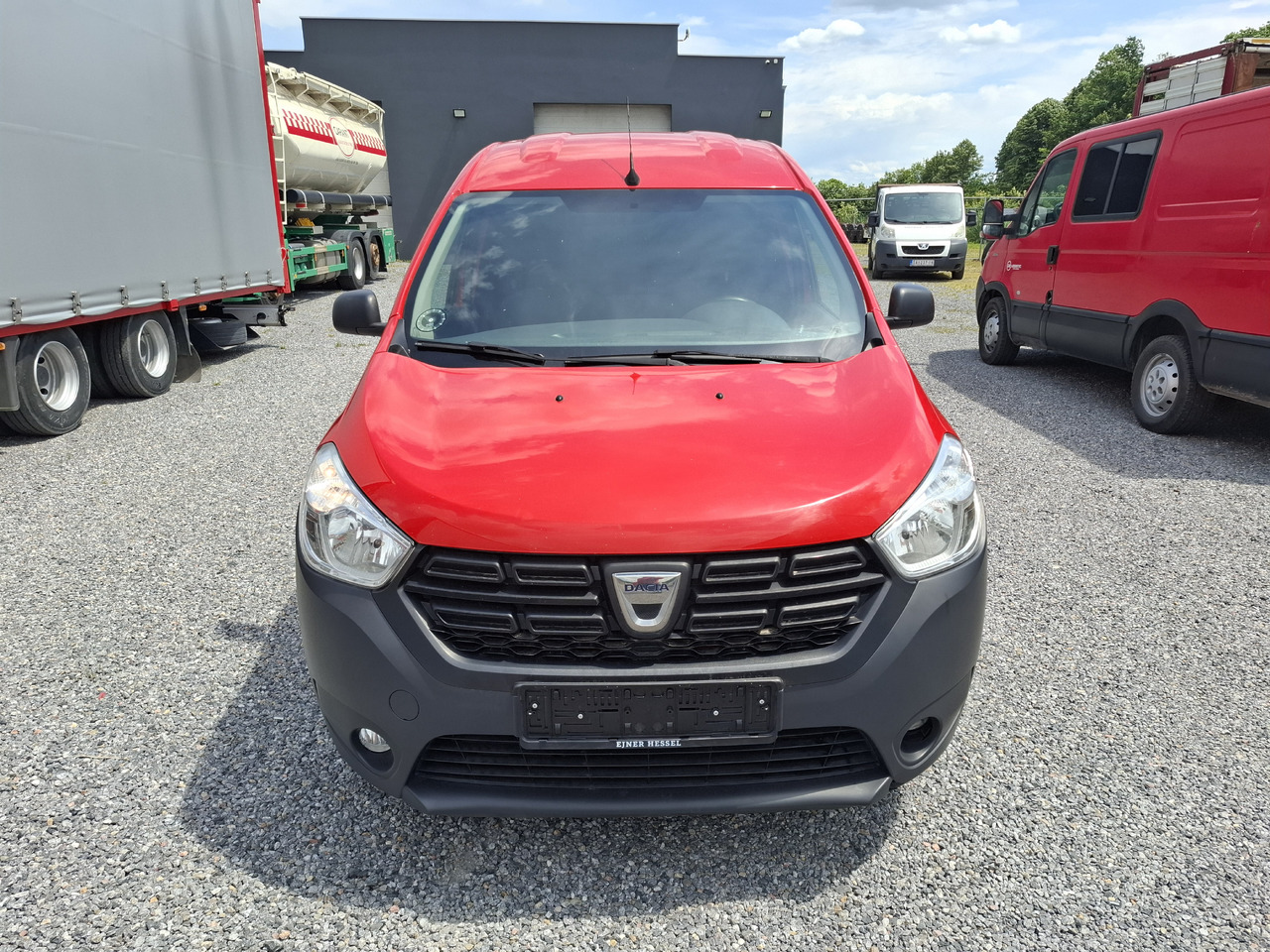 DACIA Dokker 1.5 DCI - Dostavno vozilo sa zatvorenim sandukom: slika DACIA Dokker 1.5 DCI - Dostavno vozilo sa zatvorenim sandukom DACIA Dokker 1.5 DCI - Dostavno vozilo sa zatvorenim sandukom: slika DACIA Dokker 1.5 DCI - Dostavno vozilo sa zatvorenim sandukom
