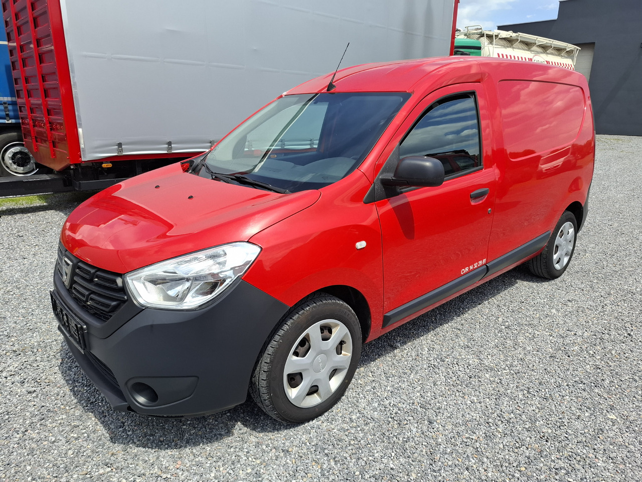 DACIA Dokker 1.5 DCI - Dostavno vozilo sa zatvorenim sandukom: slika DACIA Dokker 1.5 DCI - Dostavno vozilo sa zatvorenim sandukom DACIA Dokker 1.5 DCI - Dostavno vozilo sa zatvorenim sandukom: slika DACIA Dokker 1.5 DCI - Dostavno vozilo sa zatvorenim sandukom