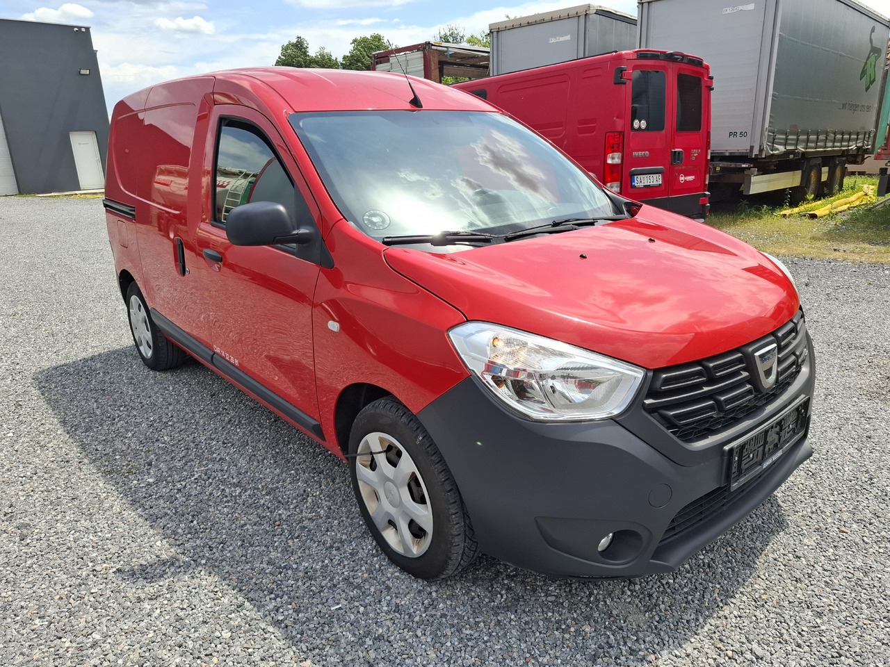 DACIA Dokker 1.5 DCI - Dostavno vozilo sa zatvorenim sandukom: slika DACIA Dokker 1.5 DCI - Dostavno vozilo sa zatvorenim sandukom DACIA Dokker 1.5 DCI - Dostavno vozilo sa zatvorenim sandukom: slika DACIA Dokker 1.5 DCI - Dostavno vozilo sa zatvorenim sandukom