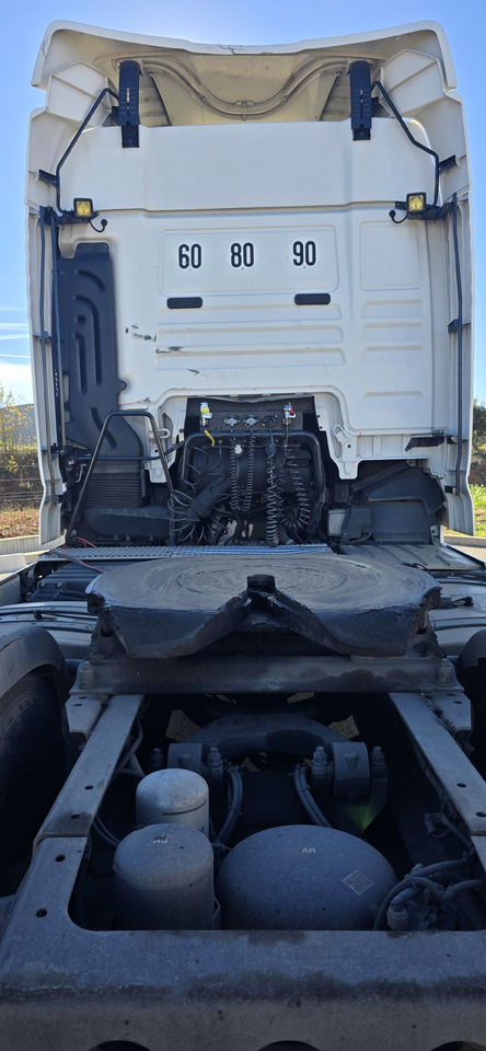 MAN TGX 18 500 - Tegljač: slika MAN TGX 18 500 - Tegljač MAN TGX 18 500 - Tegljač: slika MAN TGX 18 500 - Tegljač