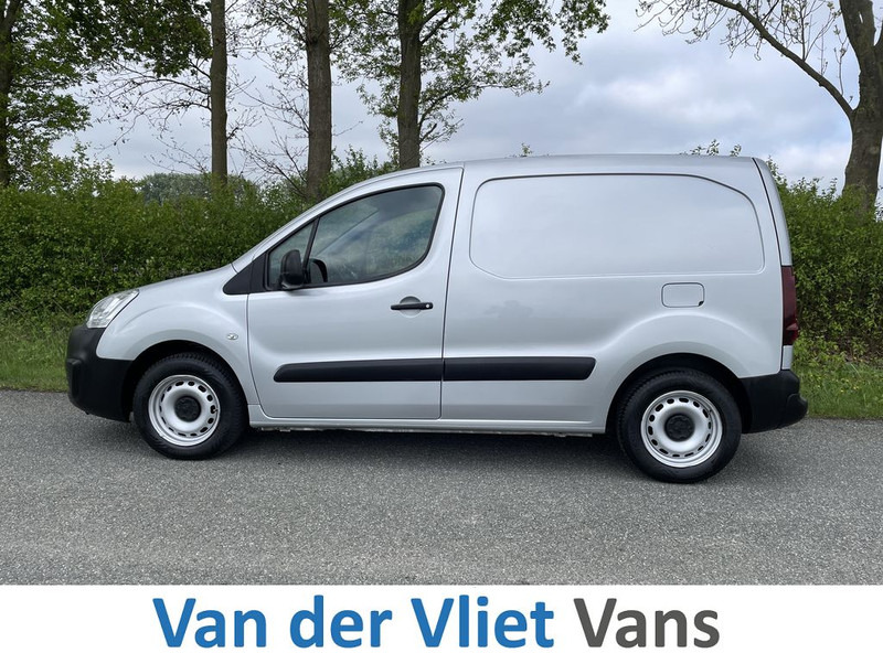 Peugeot Partner 1.6 BlueHDi E6 BPM Vrij! Lease €167 p/m, Airco, Cruise controle, onderhoudshistorie aanwezig - Mali kombi: slika Peugeot Partner 1.6 BlueHDi E6 BPM Vrij! Lease €167 p/m, Airco, Cruise controle, onderhoudshistorie aanwezig - Mali kombi Peugeot Partner 1.6 BlueHDi E6 BPM Vrij! Lease €167 p/m, Airco, Cruise controle, onderhoudshistorie aanwezig - Mali kombi: slika Peugeot Partner 1.6 BlueHDi E6 BPM Vrij! Lease €167 p/m, Airco, Cruise controle, onderhoudshistorie aanwezig - Mali kombi