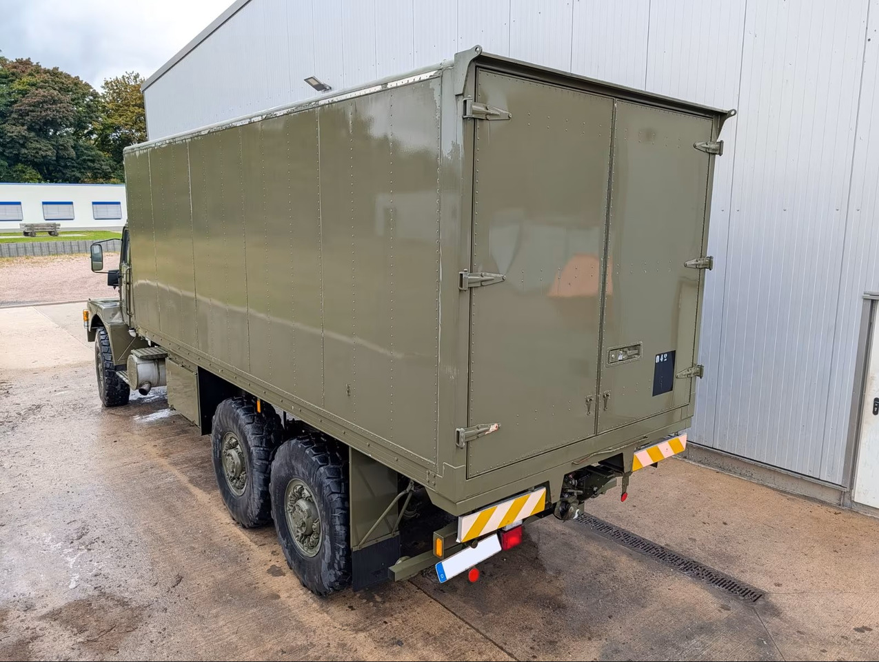 VOLVO N10 - Kamion sandučar: slika VOLVO N10 - Kamion sandučar VOLVO N10 - Kamion sandučar: slika VOLVO N10 - Kamion sandučar