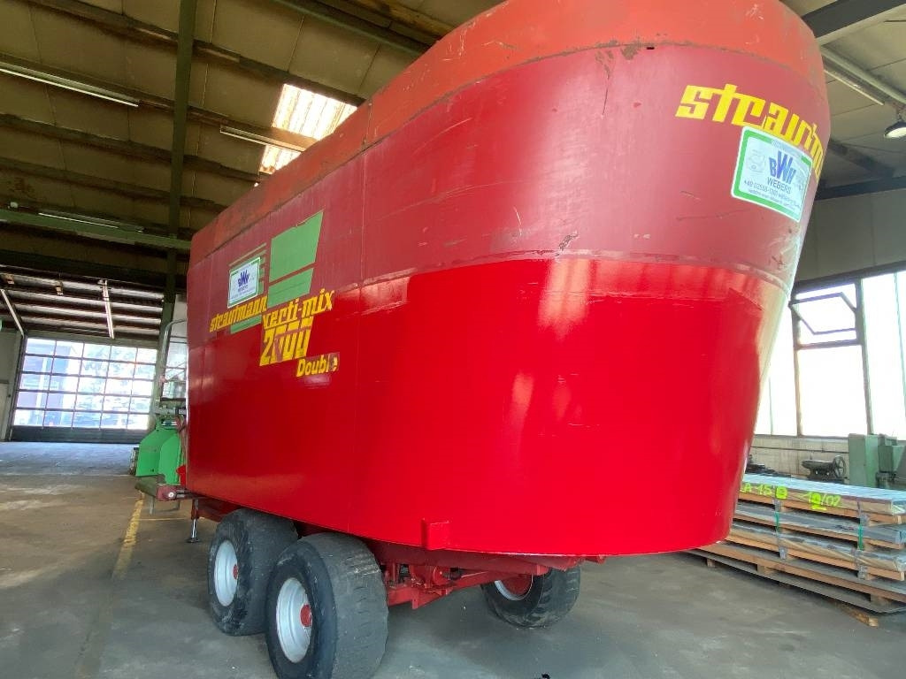 Strautmann Verti Mix 2000 Double - Vagon-miješalica za krmivo: slika Strautmann Verti Mix 2000 Double - Vagon-miješalica za krmivo Strautmann Verti Mix 2000 Double - Vagon-miješalica za krmivo: slika Strautmann Verti Mix 2000 Double - Vagon-miješalica za krmivo