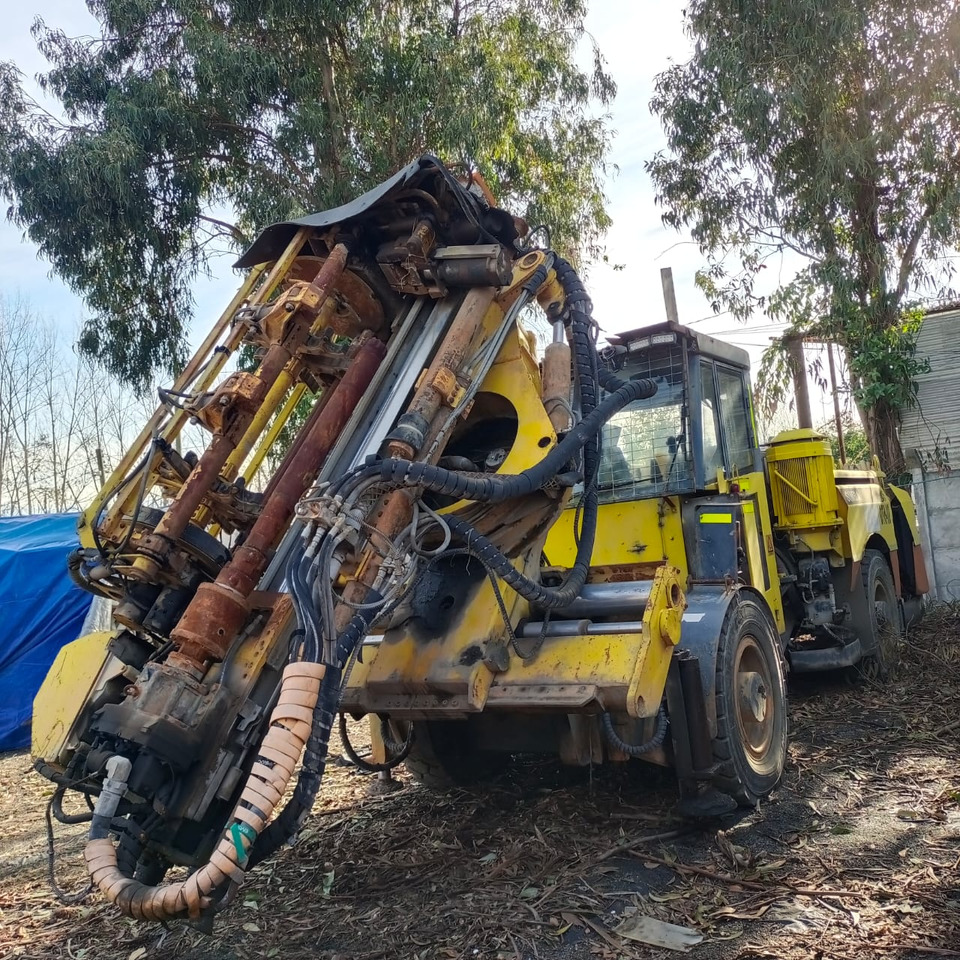 Atlas Copco SIMBA M4C DTH - Rudarski strojevi: slika Atlas Copco SIMBA M4C DTH - Rudarski strojevi Atlas Copco SIMBA M4C DTH - Rudarski strojevi: slika Atlas Copco SIMBA M4C DTH - Rudarski strojevi