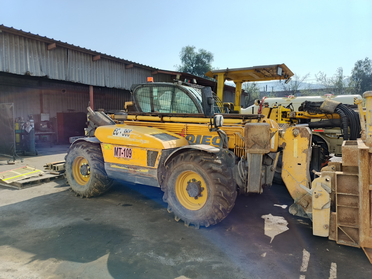 DIECI RUNNER 30.11 - Teleskopski rukovatelj: slika DIECI RUNNER 30.11 - Teleskopski rukovatelj DIECI RUNNER 30.11 - Teleskopski rukovatelj: slika DIECI RUNNER 30.11 - Teleskopski rukovatelj