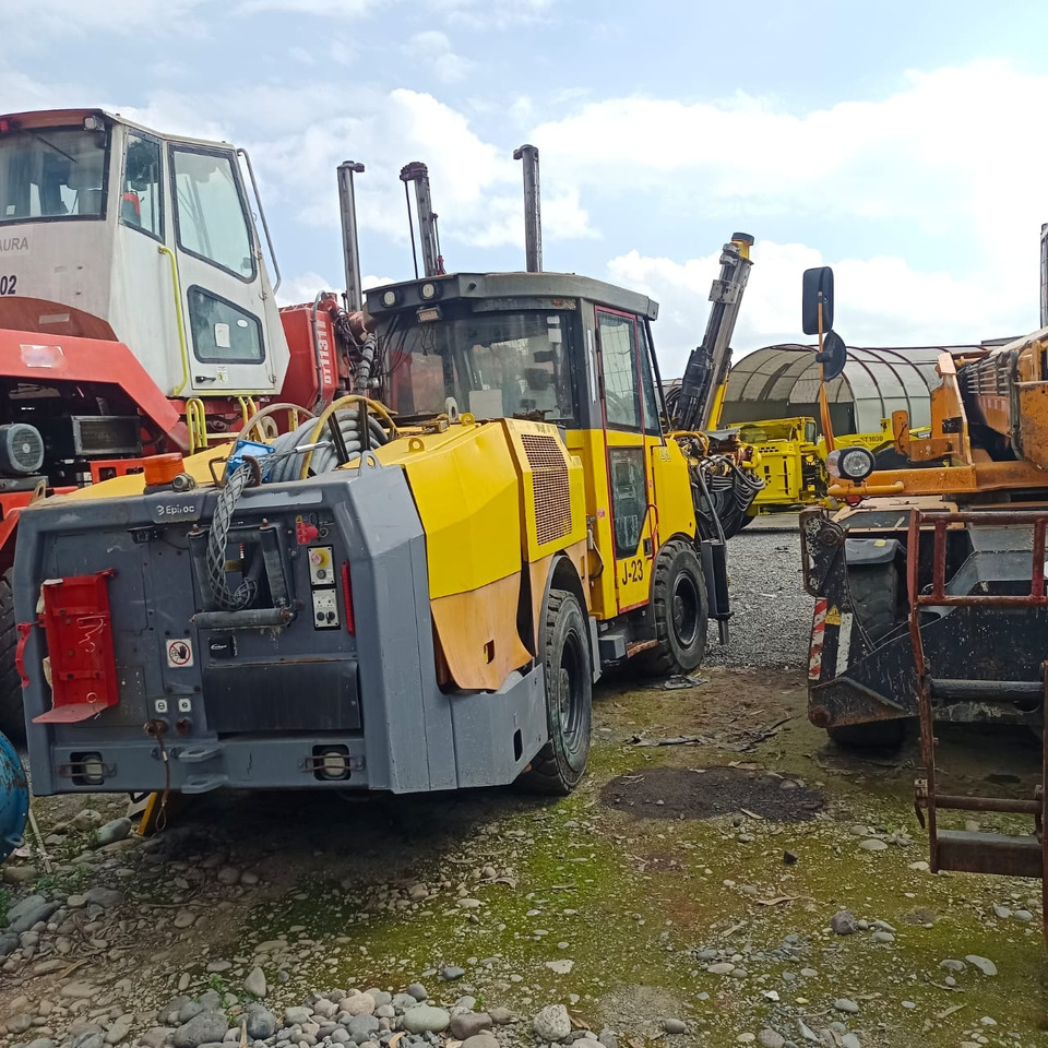 EPIROC BOOMER S1D - Rudarski strojevi: slika EPIROC BOOMER S1D - Rudarski strojevi EPIROC BOOMER S1D - Rudarski strojevi: slika EPIROC BOOMER S1D - Rudarski strojevi