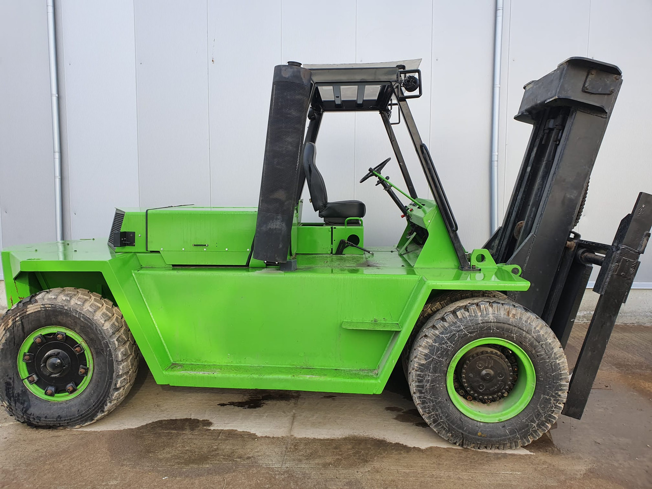 CATERPILLAR V330B - Viličar za teške terene: slika CATERPILLAR V330B - Viličar za teške terene CATERPILLAR V330B - Viličar za teške terene: slika CATERPILLAR V330B - Viličar za teške terene