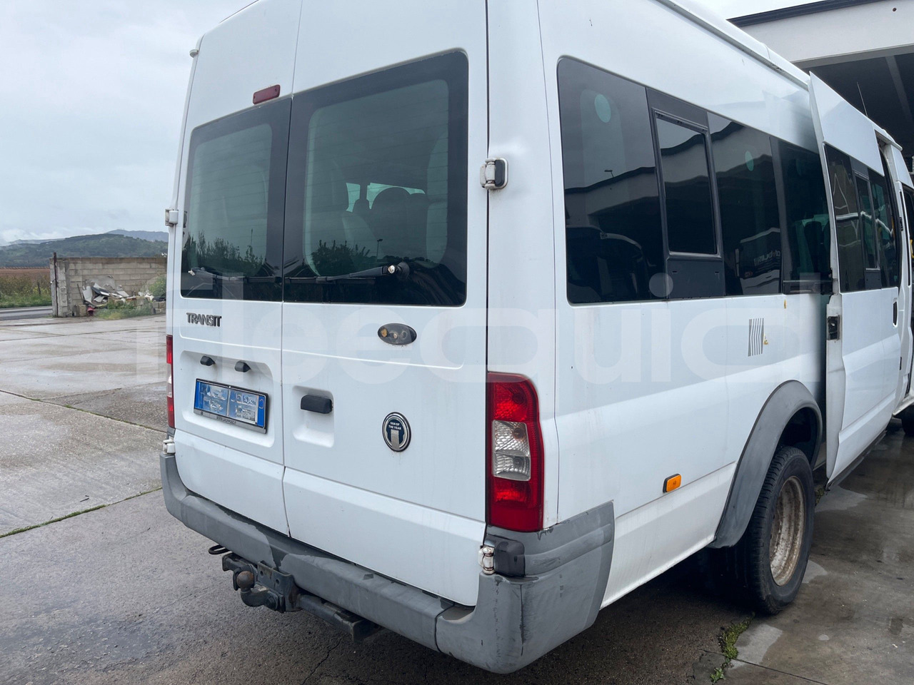 Ford Transit - Minibus, Putnički kombi: slika Ford Transit - Minibus, Putnički kombi Ford Transit - Minibus, Putnički kombi: slika Ford Transit - Minibus, Putnički kombi