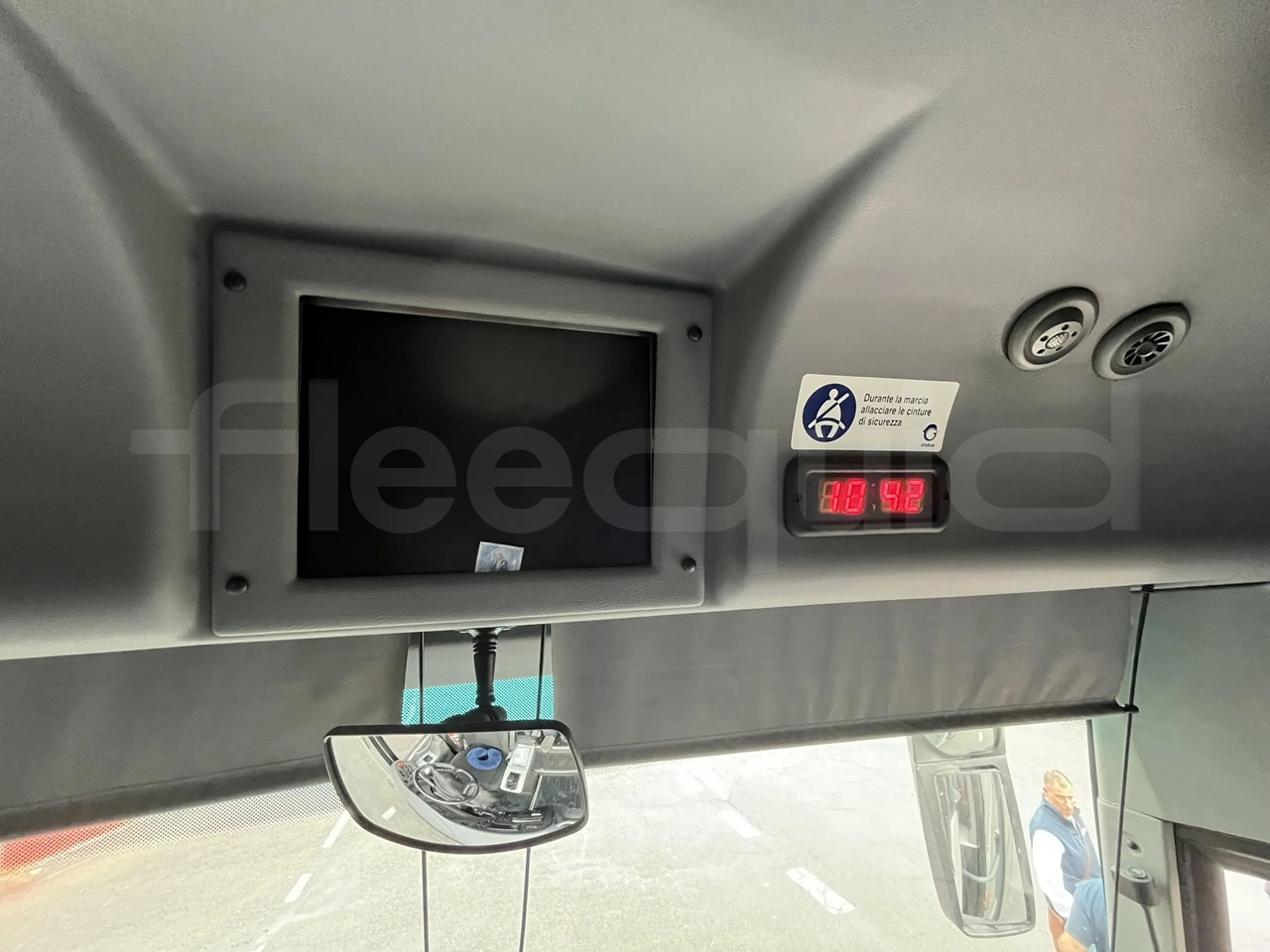 Irisbus 397E.12 - Turistički autobus: slika Irisbus 397E.12 - Turistički autobus Irisbus 397E.12 - Turistički autobus: slika Irisbus 397E.12 - Turistički autobus