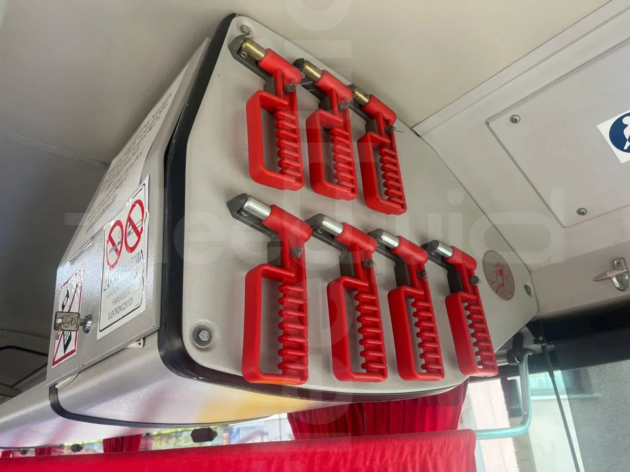 Irisbus Ares - Prigradski autobus: slika Irisbus Ares - Prigradski autobus Irisbus Ares - Prigradski autobus: slika Irisbus Ares - Prigradski autobus