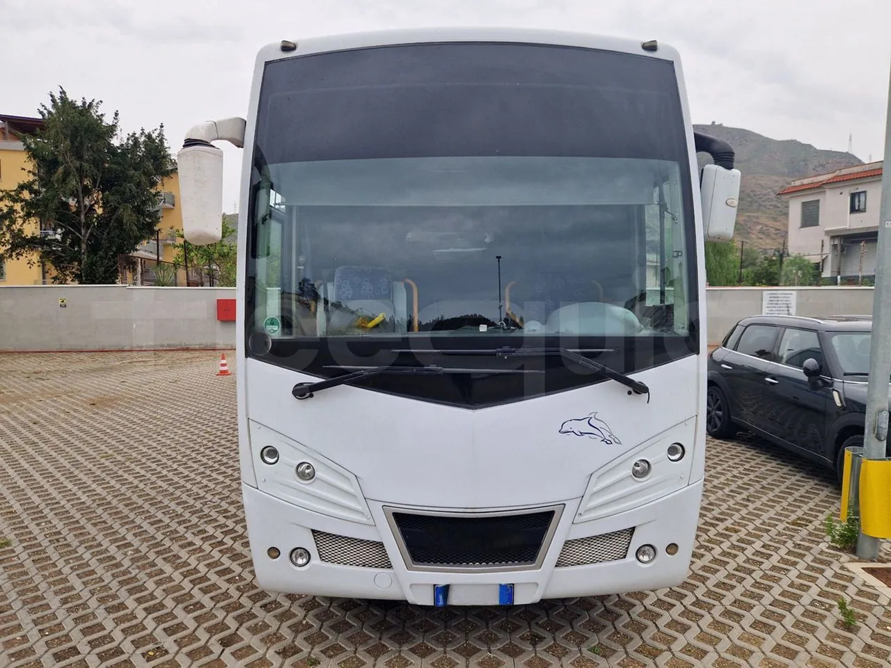 Isuzu Novo - Turistički autobus: slika Isuzu Novo - Turistički autobus Isuzu Novo - Turistički autobus: slika Isuzu Novo - Turistički autobus