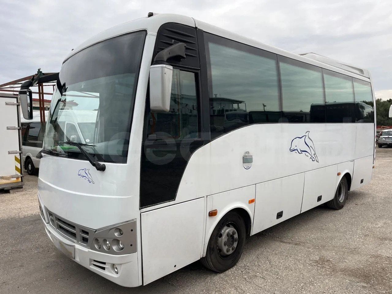 Isuzu Turquoise - Turistički autobus: slika Isuzu Turquoise - Turistički autobus Isuzu Turquoise - Turistički autobus: slika Isuzu Turquoise - Turistički autobus