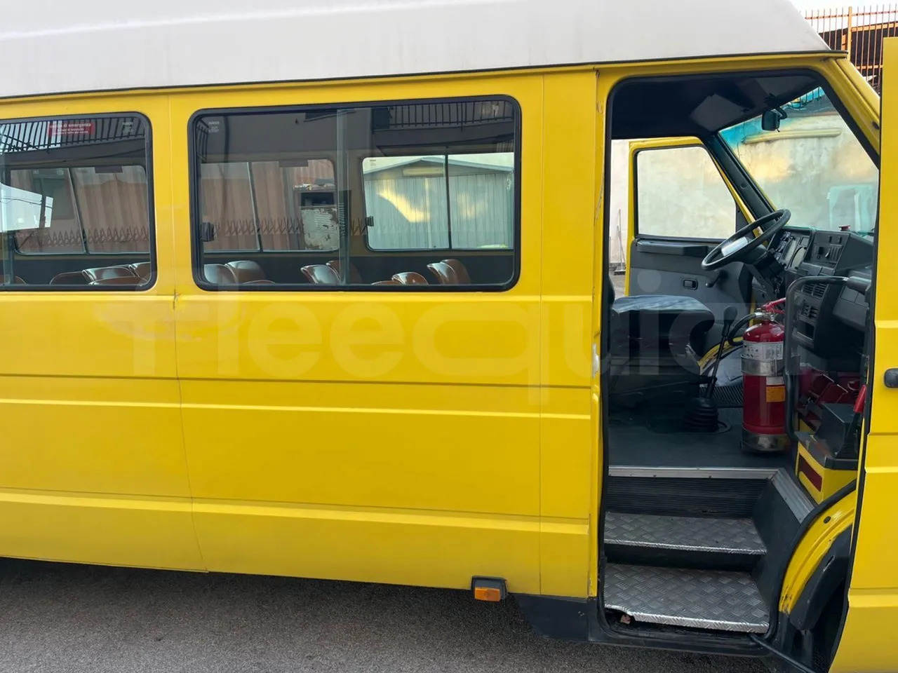 Minibus, Putnički kombi Iveco A45E10: slika Minibus, Putnički kombi Iveco A45E10