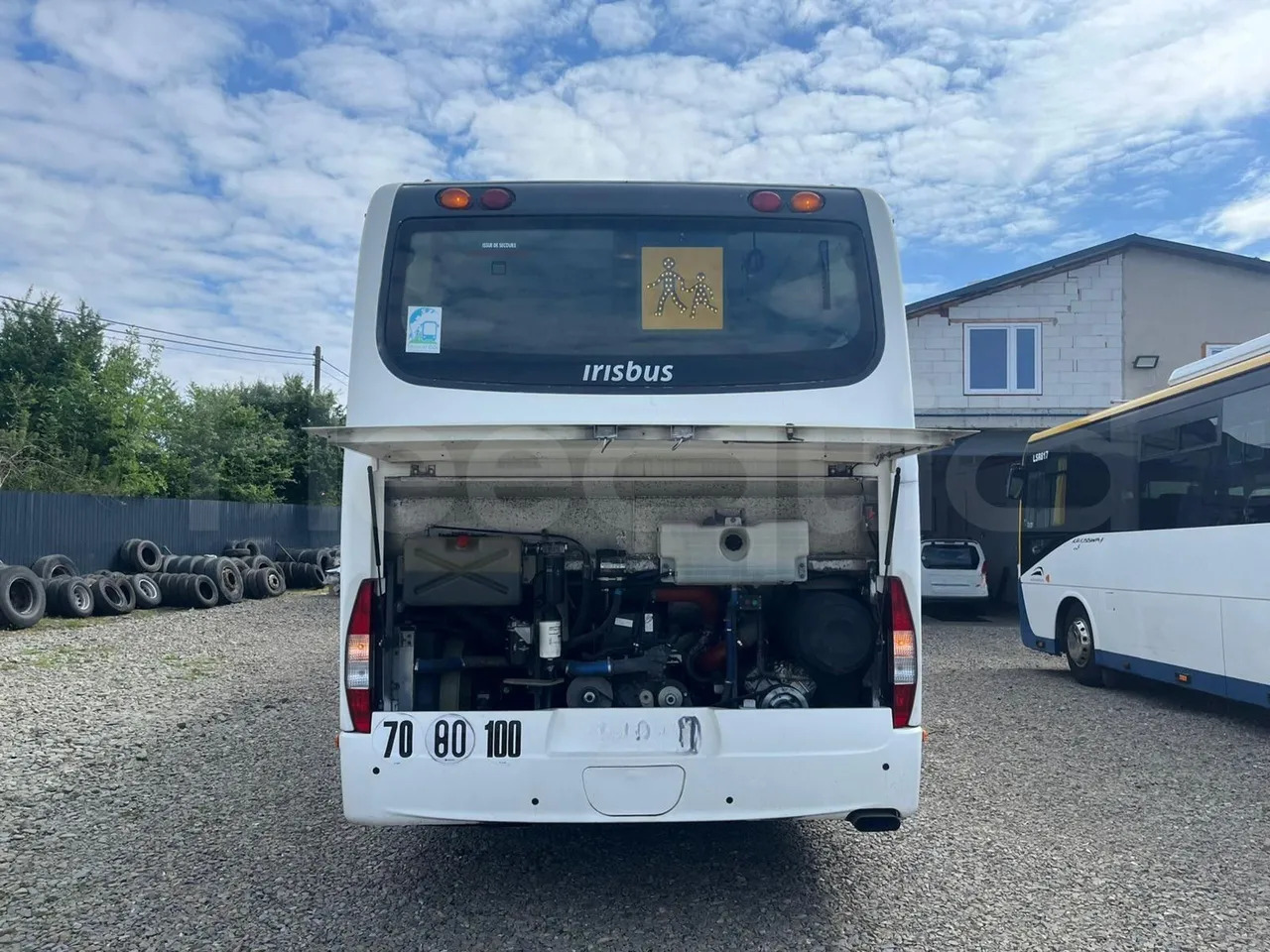 Prigradski autobus Iveco Crossway: slika Prigradski autobus Iveco Crossway Prigradski autobus Iveco Crossway: slika Prigradski autobus Iveco Crossway