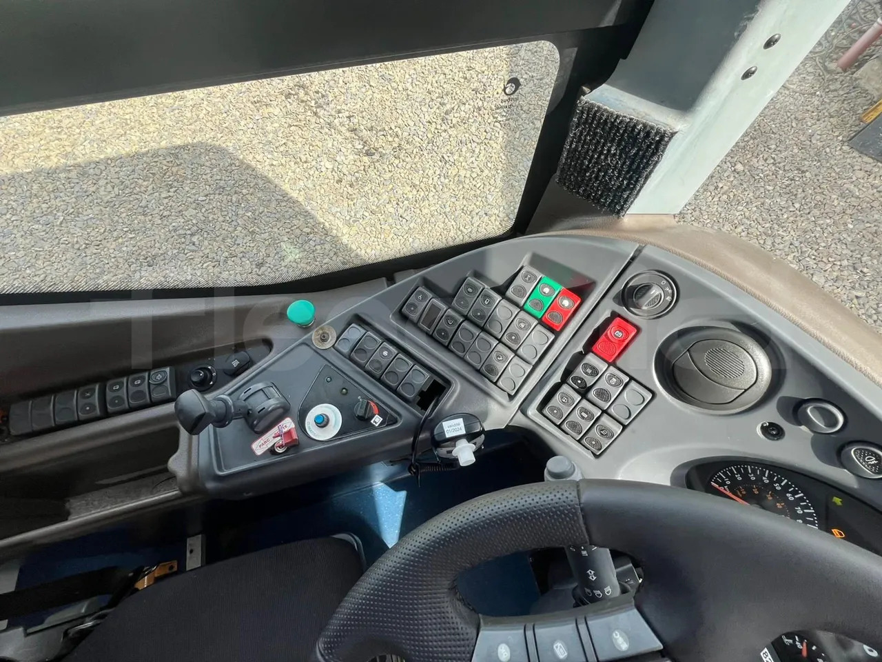 Prigradski autobus Iveco Crossway: slika Prigradski autobus Iveco Crossway Prigradski autobus Iveco Crossway: slika Prigradski autobus Iveco Crossway