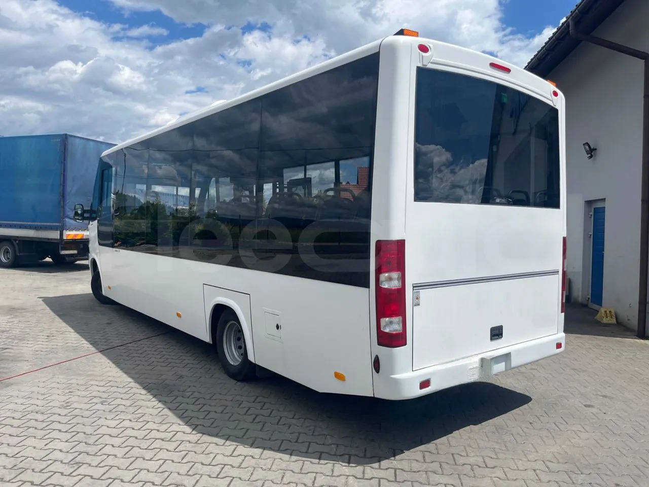 Iveco Daily - Gradski autobus: slika Iveco Daily - Gradski autobus Iveco Daily - Gradski autobus: slika Iveco Daily - Gradski autobus