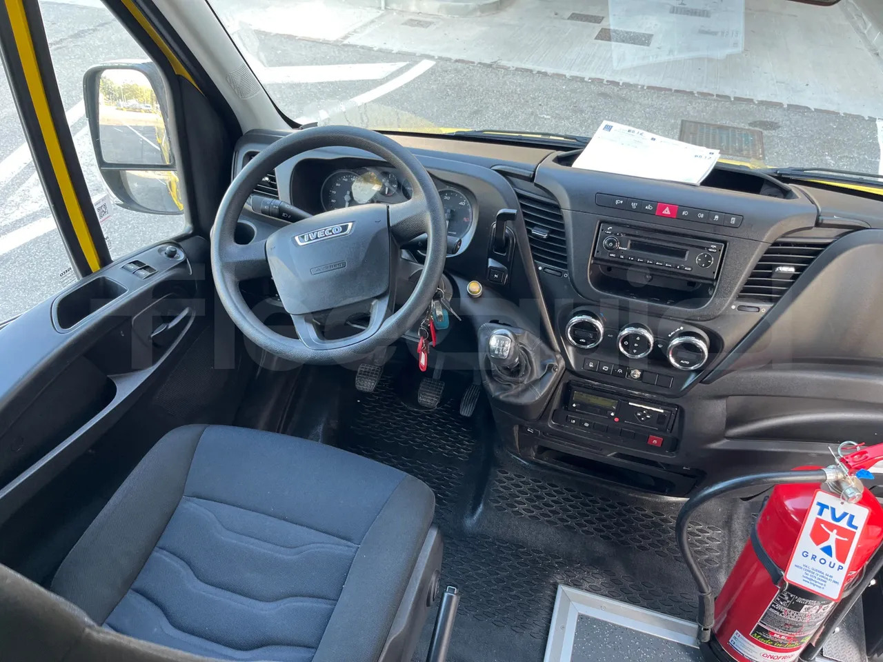 Školski autobus Iveco Daily: slika Školski autobus Iveco Daily Školski autobus Iveco Daily: slika Školski autobus Iveco Daily