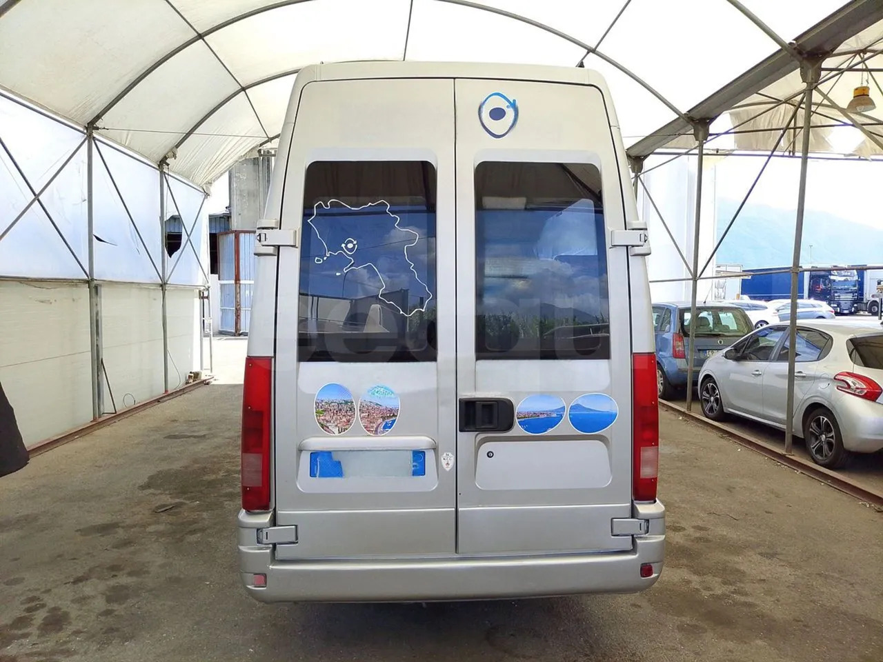 Iveco Daily - Minibus, Putnički kombi: slika Iveco Daily - Minibus, Putnički kombi Iveco Daily - Minibus, Putnički kombi: slika Iveco Daily - Minibus, Putnički kombi