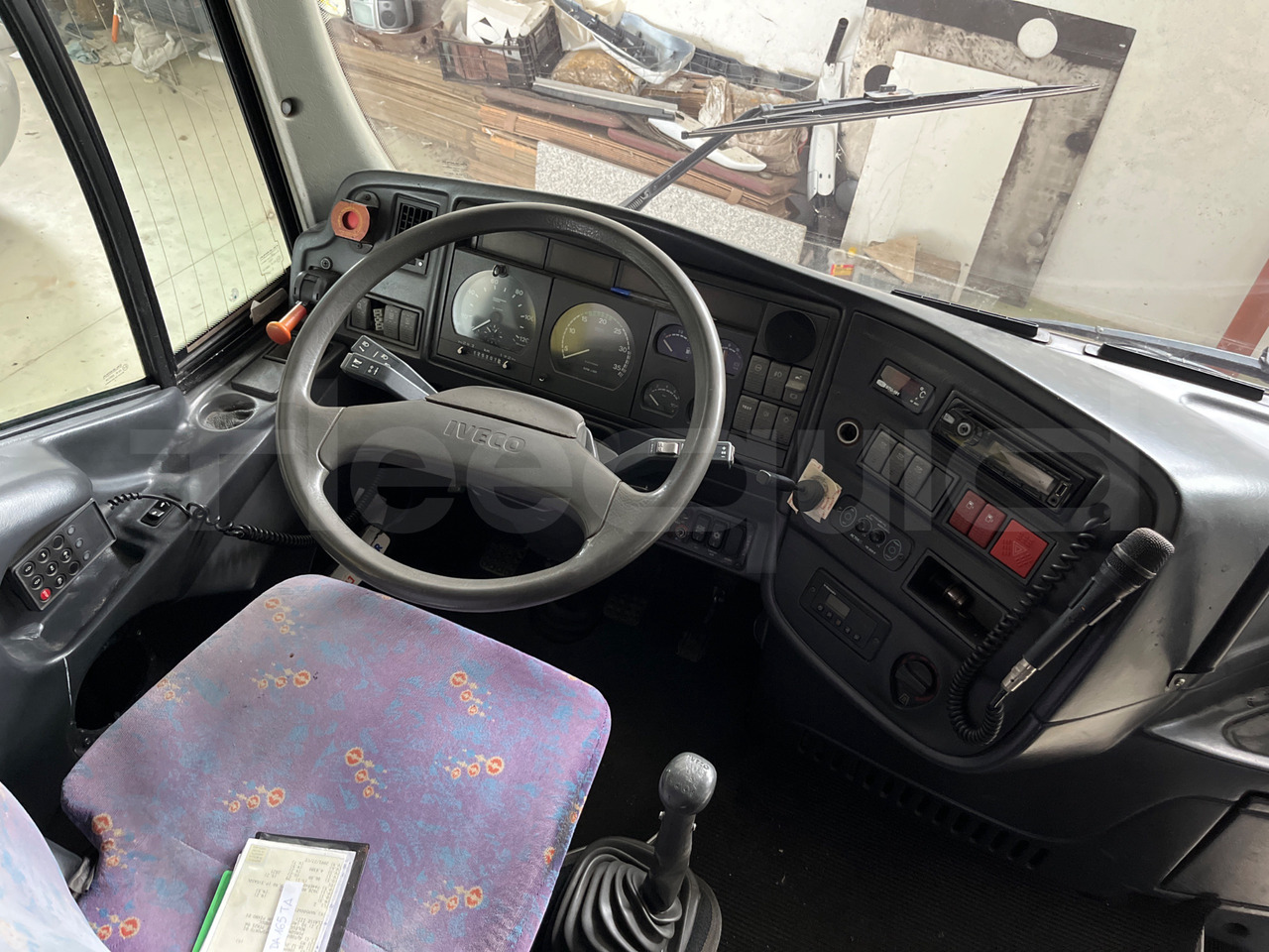 Iveco Eurocargo - Turistički autobus: slika  Iveco Eurocargo - Turistički autobus Iveco Eurocargo - Turistički autobus: slika  Iveco Eurocargo - Turistički autobus