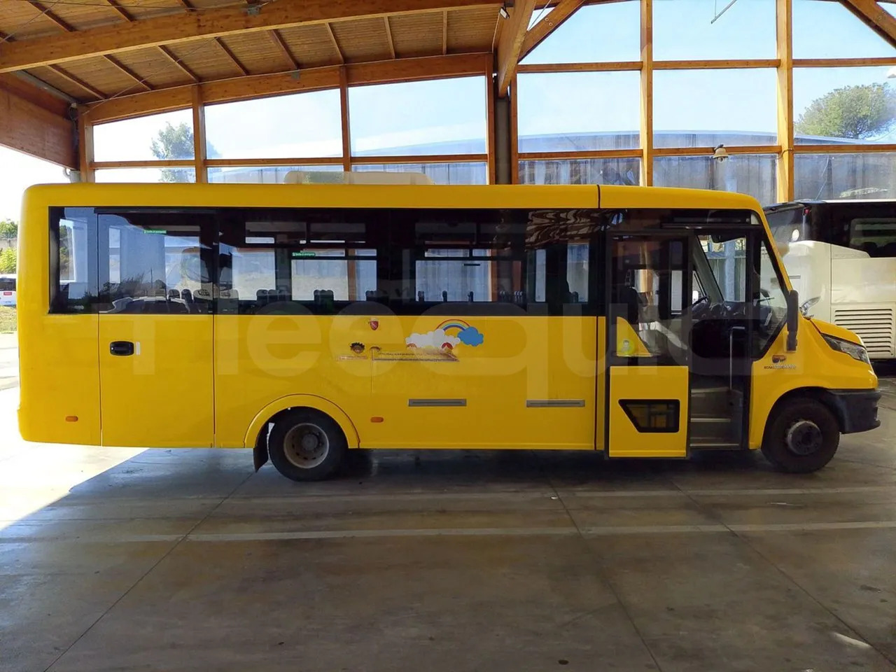 Školski autobus Iveco Indcar: slika Školski autobus Iveco Indcar