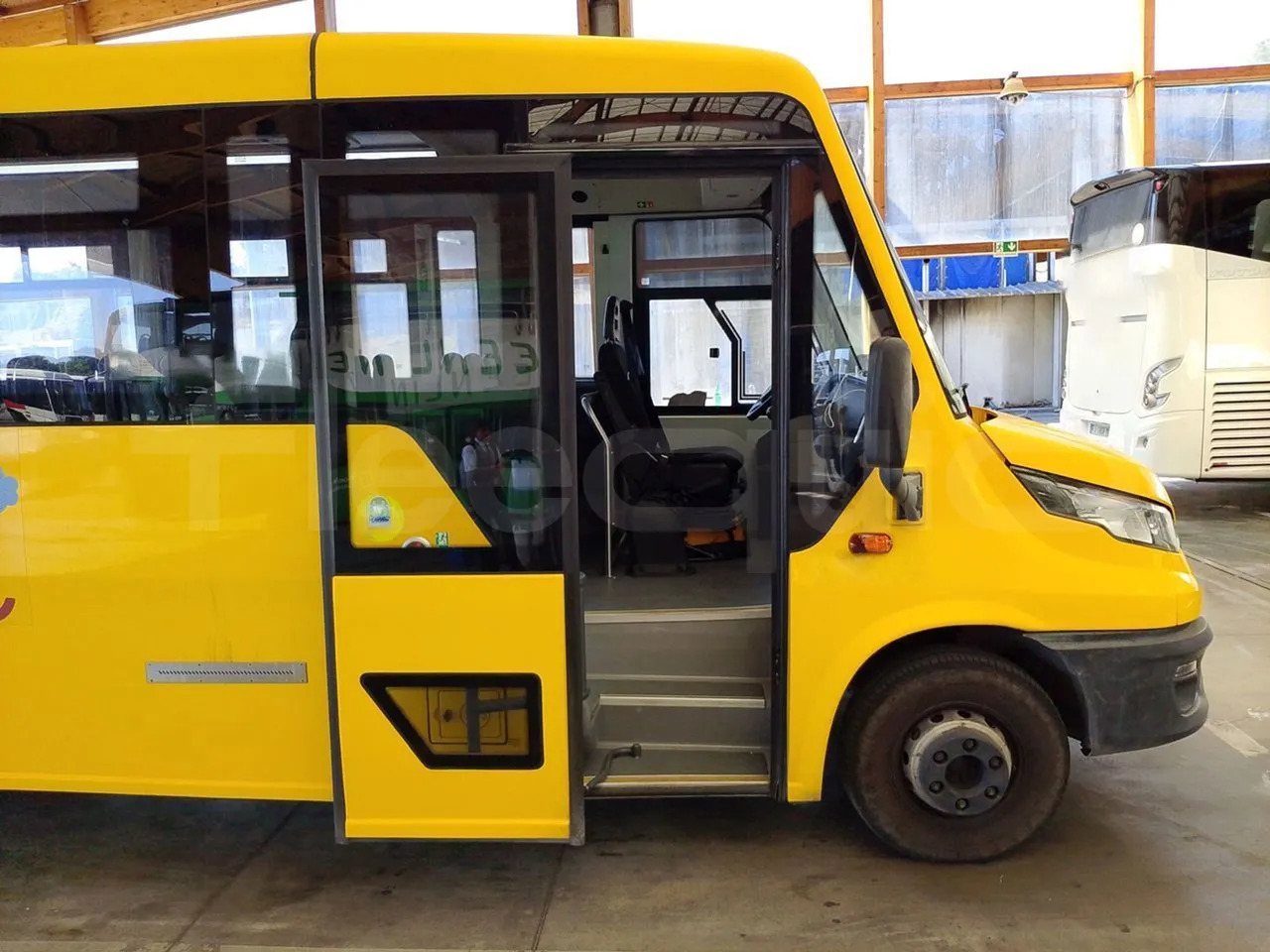 Školski autobus Iveco Indcar: slika Školski autobus Iveco Indcar