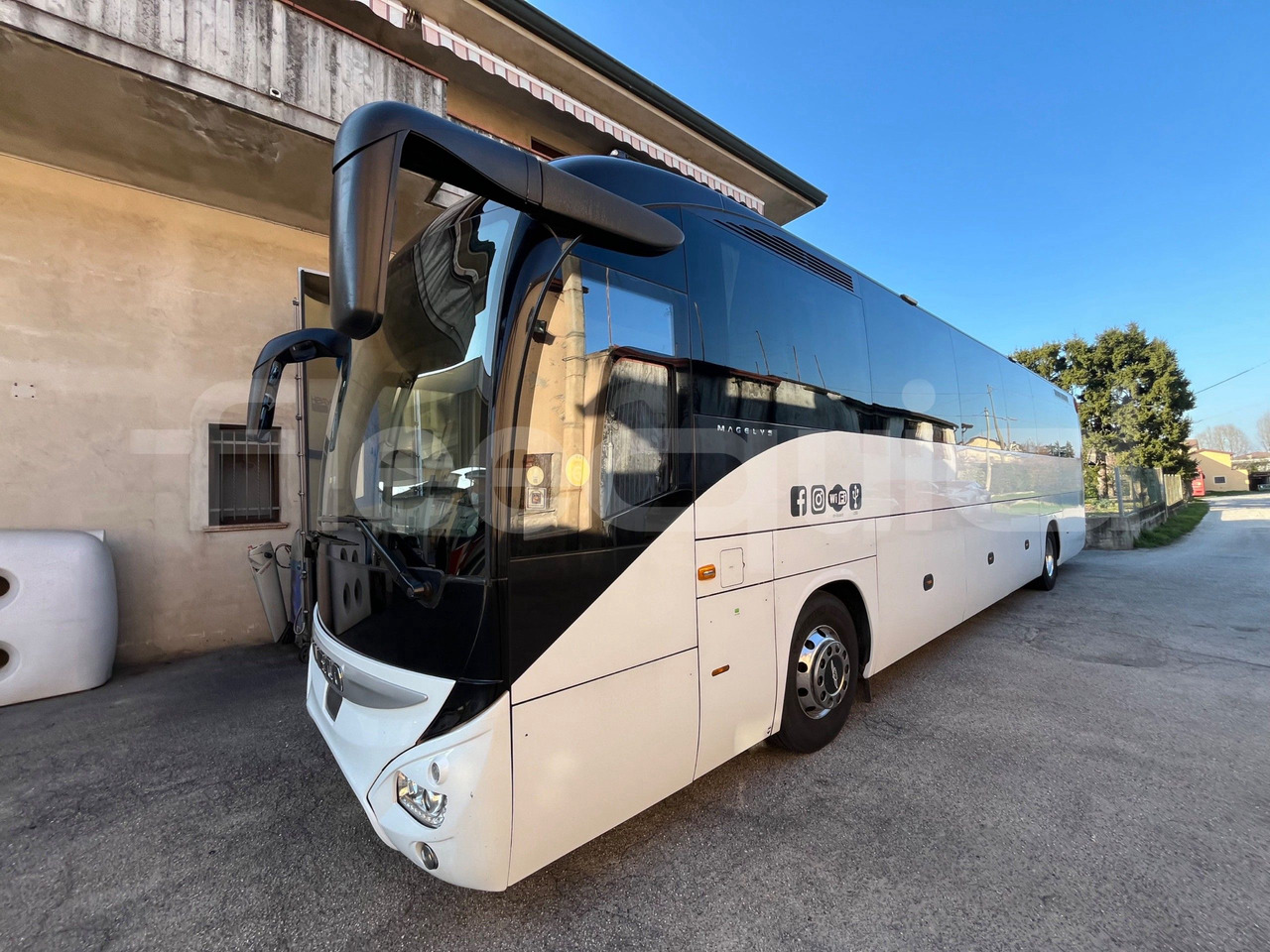 Iveco Magelys - Turistički autobus: slika Iveco Magelys - Turistički autobus Iveco Magelys - Turistički autobus: slika Iveco Magelys - Turistički autobus