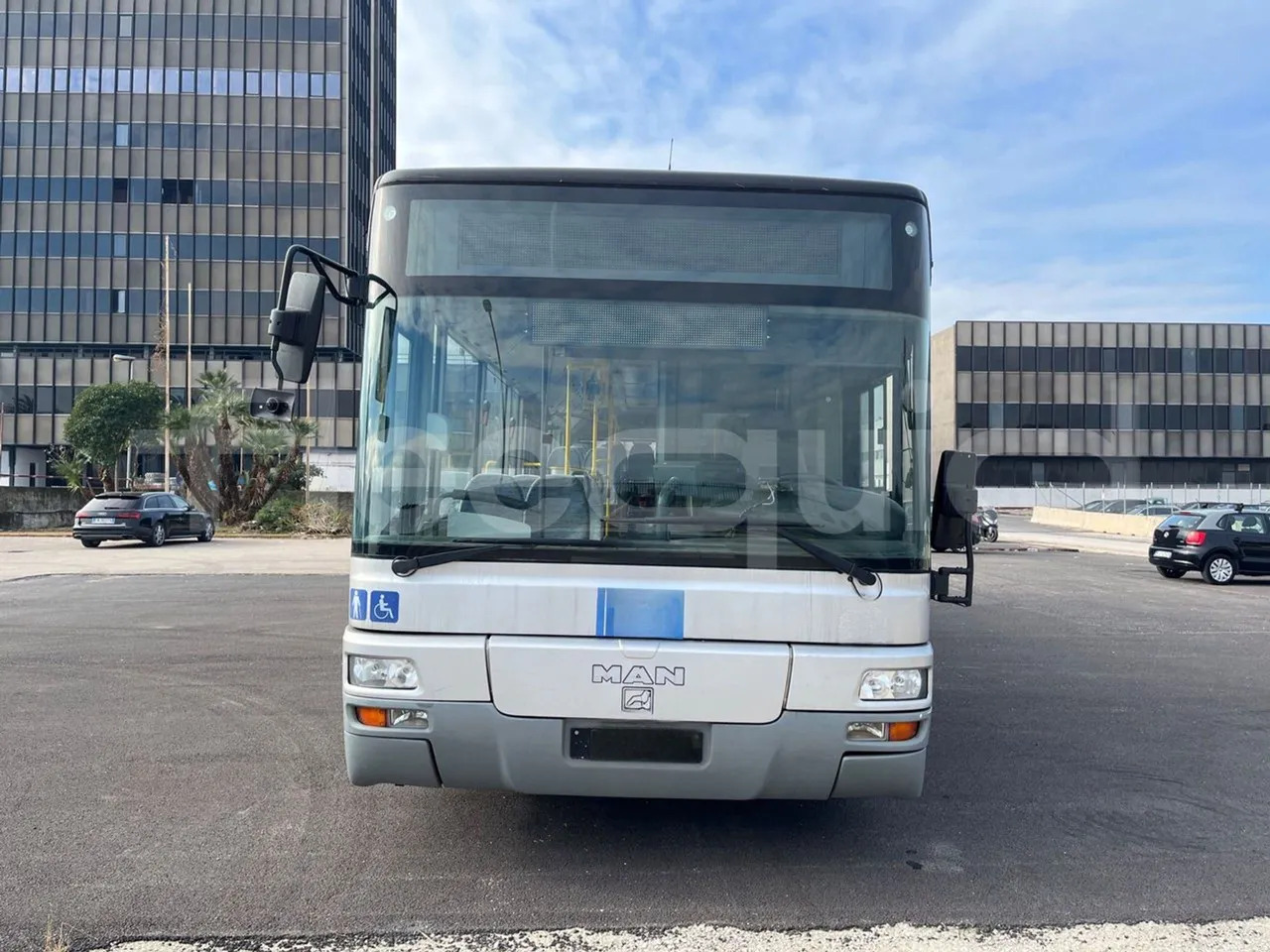 Man Lion's Classic - Prigradski autobus: slika Man Lion's Classic - Prigradski autobus Man Lion's Classic - Prigradski autobus: slika Man Lion's Classic - Prigradski autobus