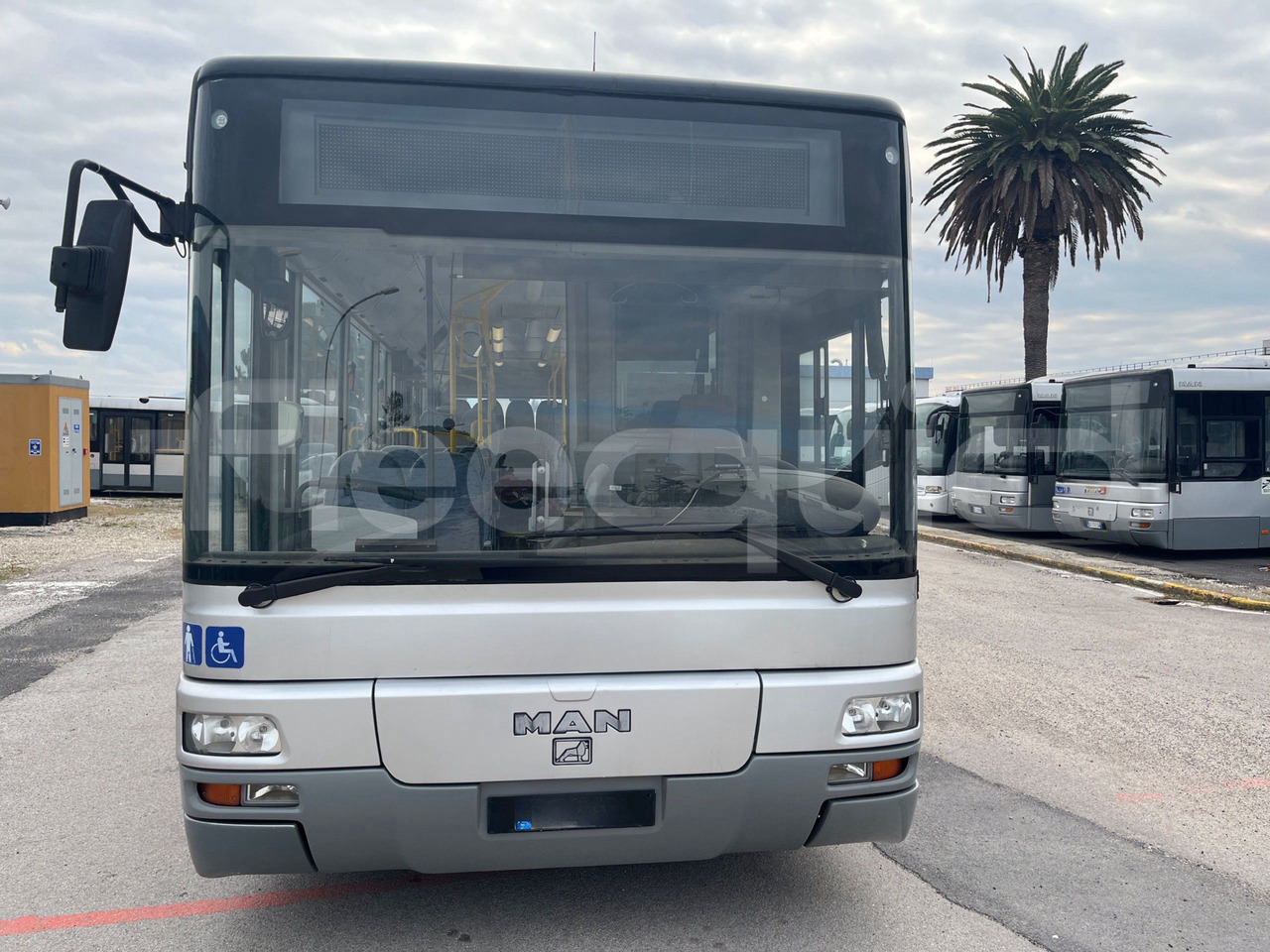 Man Lion's Classic - Prigradski autobus: slika Man Lion's Classic - Prigradski autobus Man Lion's Classic - Prigradski autobus: slika Man Lion's Classic - Prigradski autobus