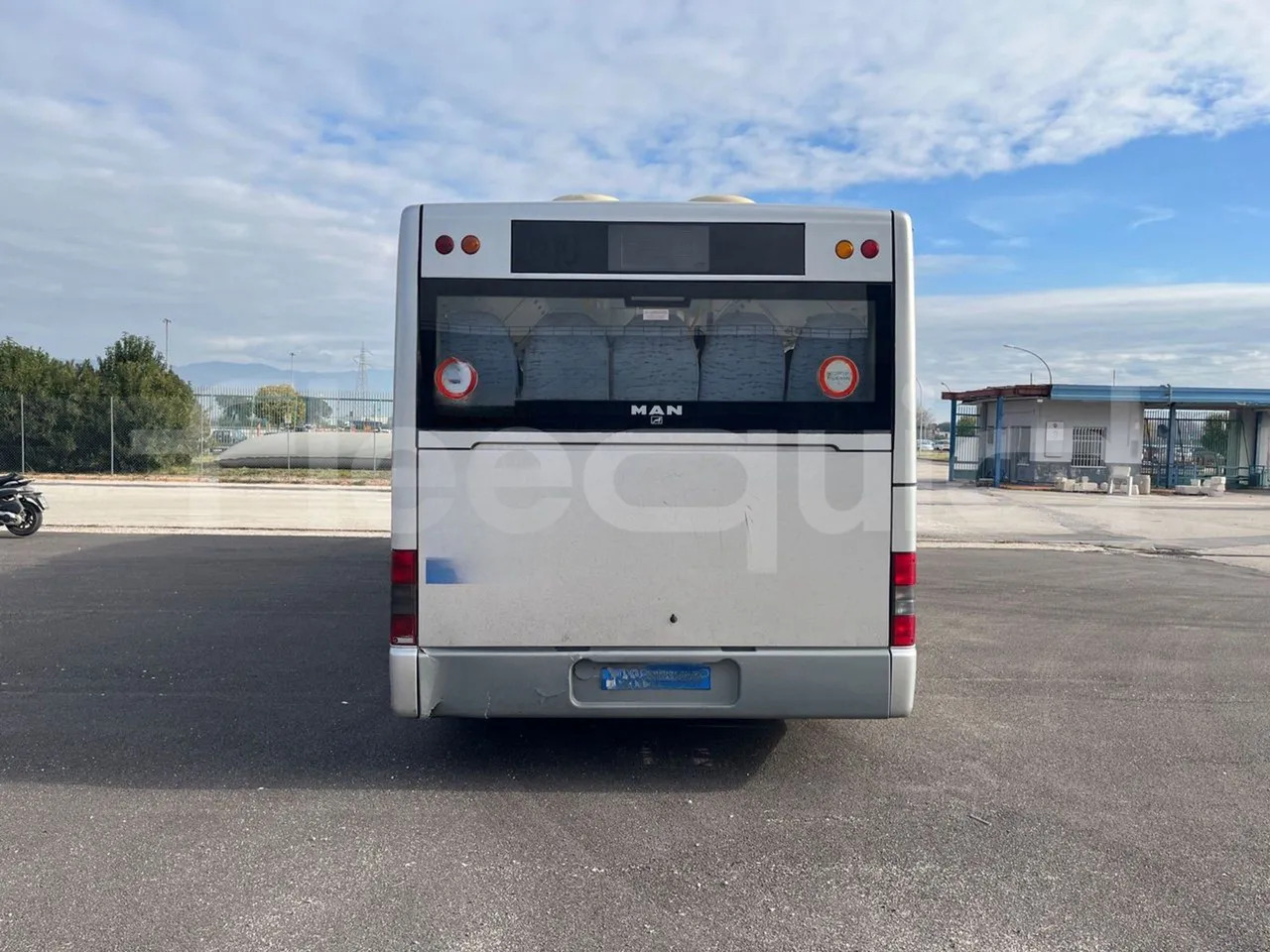 Man Lion's Classic - Prigradski autobus: slika Man Lion's Classic - Prigradski autobus Man Lion's Classic - Prigradski autobus: slika Man Lion's Classic - Prigradski autobus