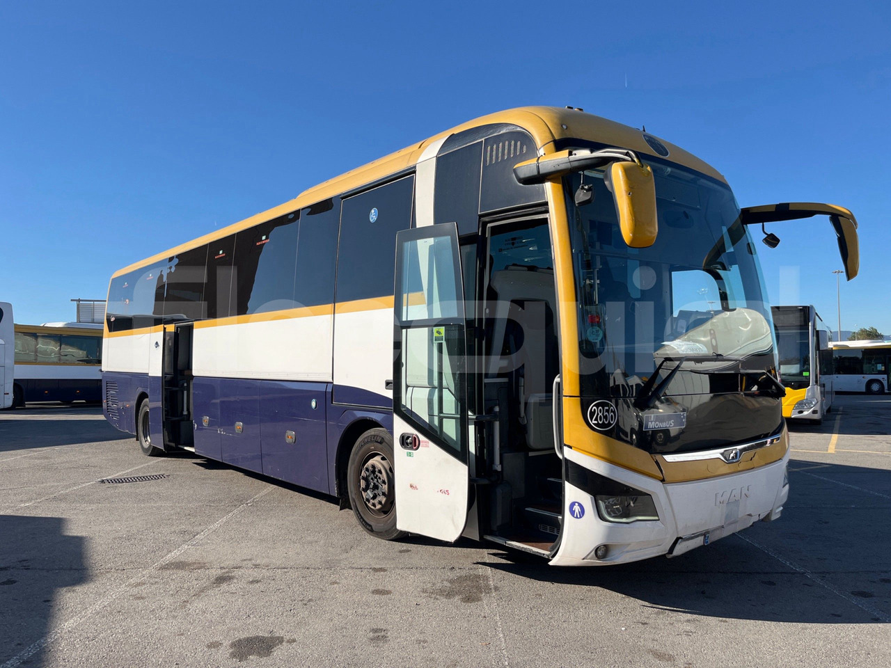 Turistički autobus Man Lion's Coach: slika Turistički autobus Man Lion's Coach