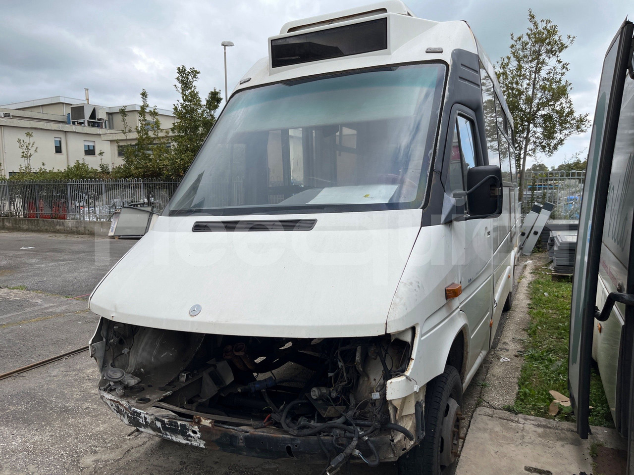 Mercedes-Benz 414T - Minibus, Putnički kombi: slika  Mercedes-Benz 414T - Minibus, Putnički kombi Mercedes-Benz 414T - Minibus, Putnički kombi: slika  Mercedes-Benz 414T - Minibus, Putnički kombi