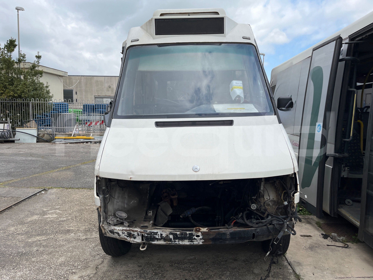 Mercedes-Benz 414T - Minibus, Putnički kombi: slika  Mercedes-Benz 414T - Minibus, Putnički kombi Mercedes-Benz 414T - Minibus, Putnički kombi: slika  Mercedes-Benz 414T - Minibus, Putnički kombi