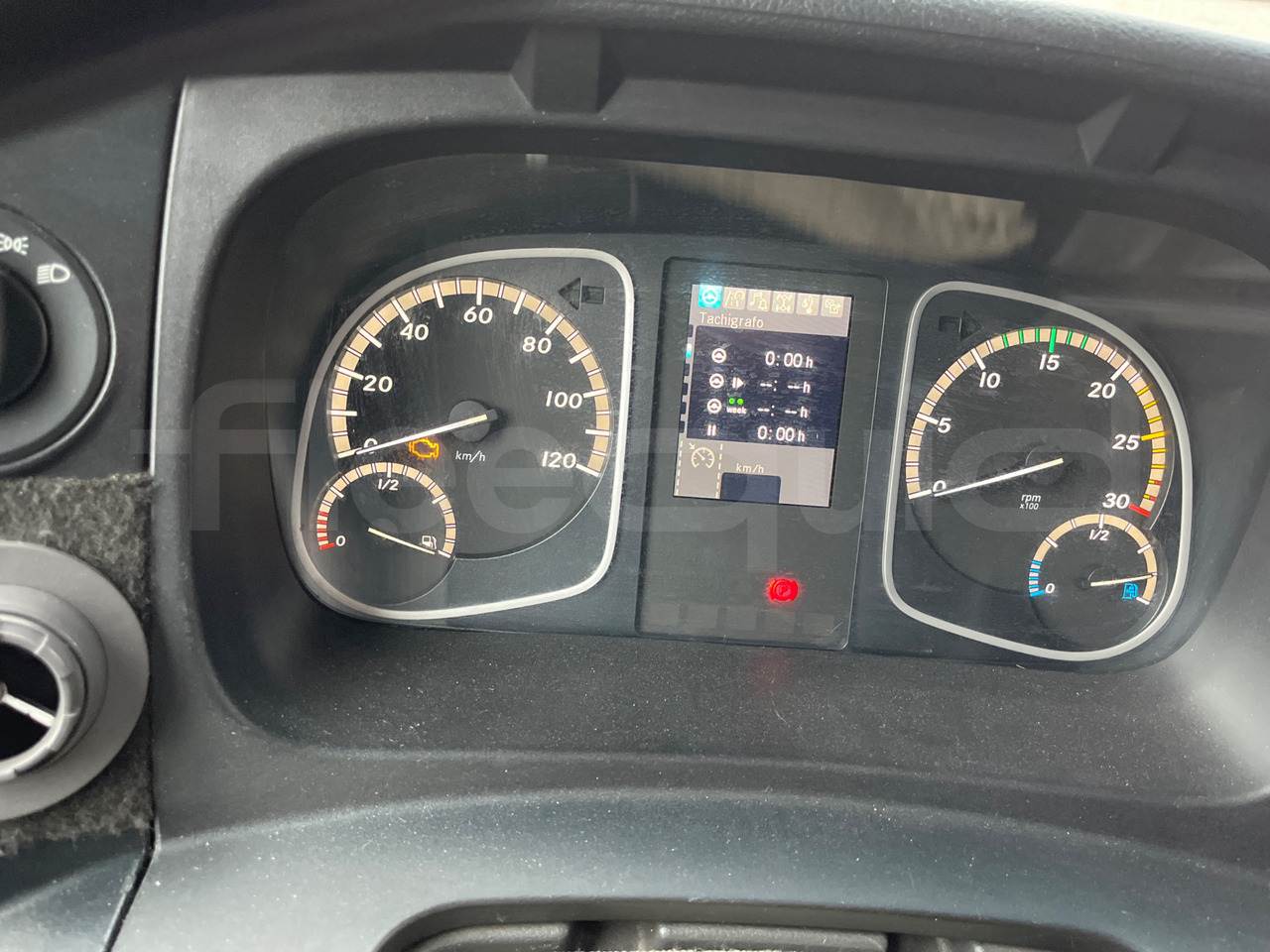 Mercedes-Benz Atego - Turistički autobus: slika  Mercedes-Benz Atego - Turistički autobus Mercedes-Benz Atego - Turistički autobus: slika  Mercedes-Benz Atego - Turistički autobus