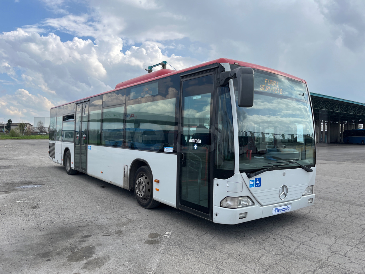 Mercedes-Benz Citaro - Prigradski autobus: slika Mercedes-Benz Citaro - Prigradski autobus Mercedes-Benz Citaro - Prigradski autobus: slika Mercedes-Benz Citaro - Prigradski autobus