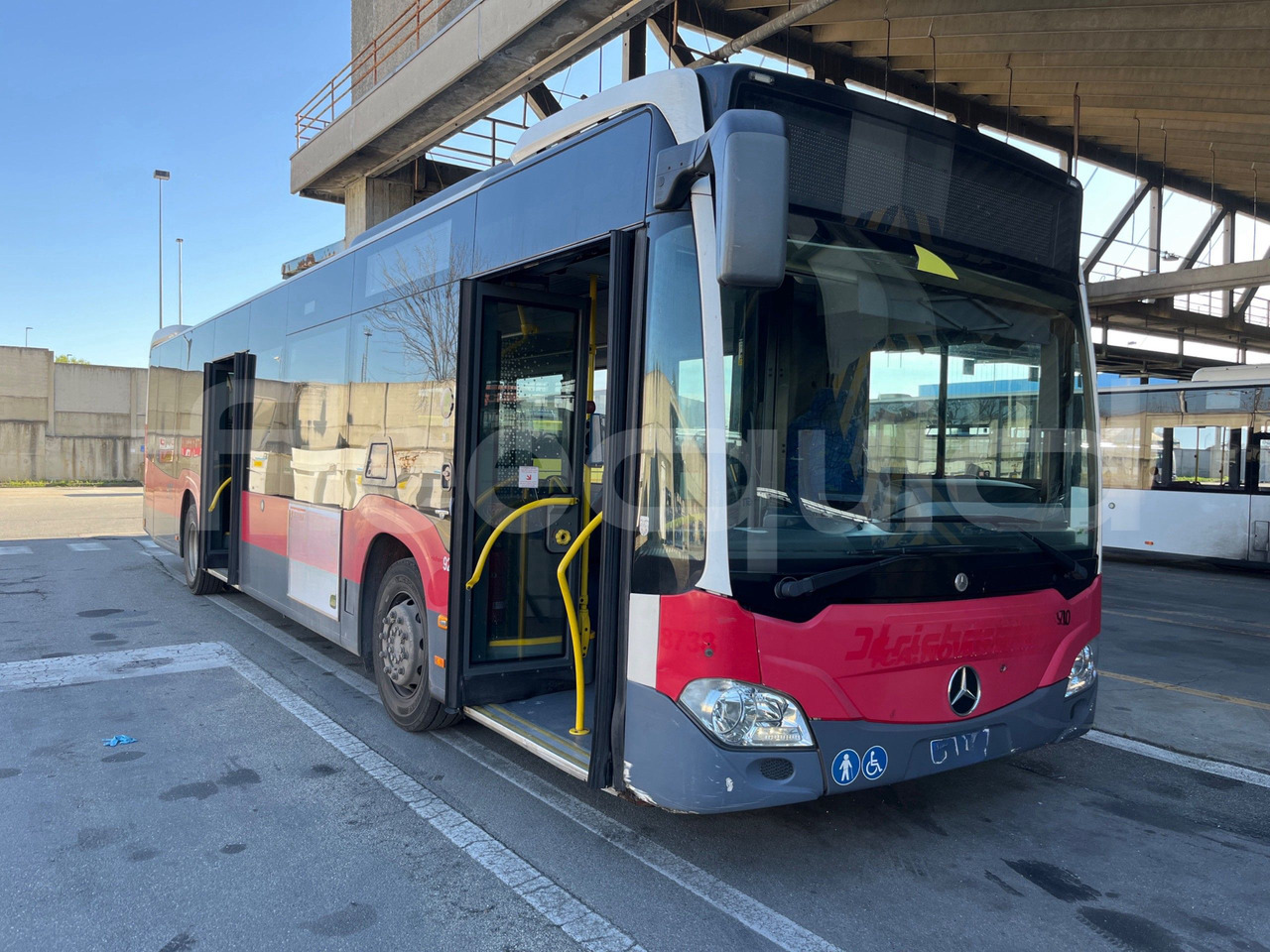 Gradski autobus Mercedes-Benz Citaro: slika Gradski autobus Mercedes-Benz Citaro Gradski autobus Mercedes-Benz Citaro: slika Gradski autobus Mercedes-Benz Citaro