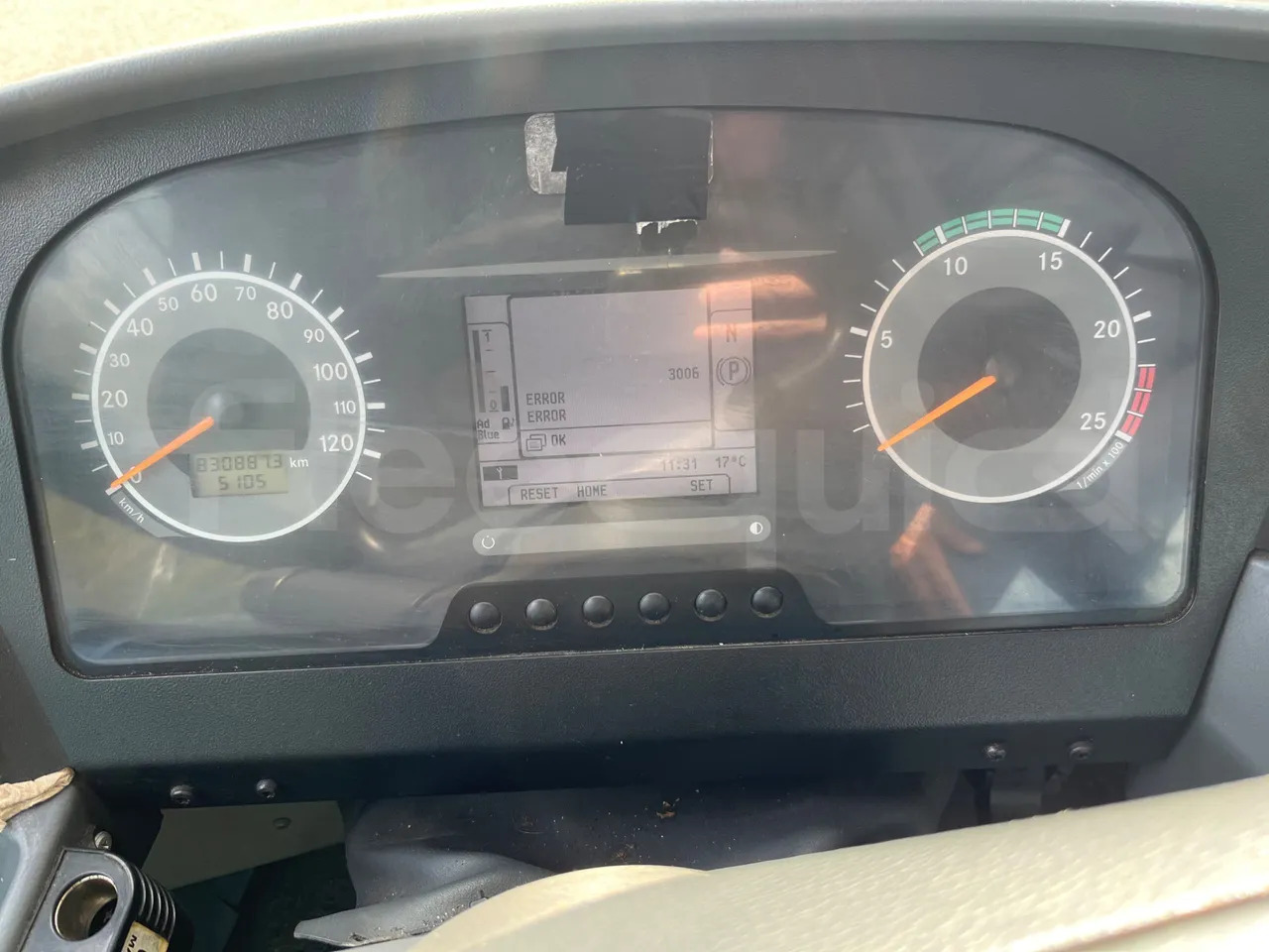 Mercedes-Benz Conecto - Zglobni autobus: slika Mercedes-Benz Conecto - Zglobni autobus Mercedes-Benz Conecto - Zglobni autobus: slika Mercedes-Benz Conecto - Zglobni autobus