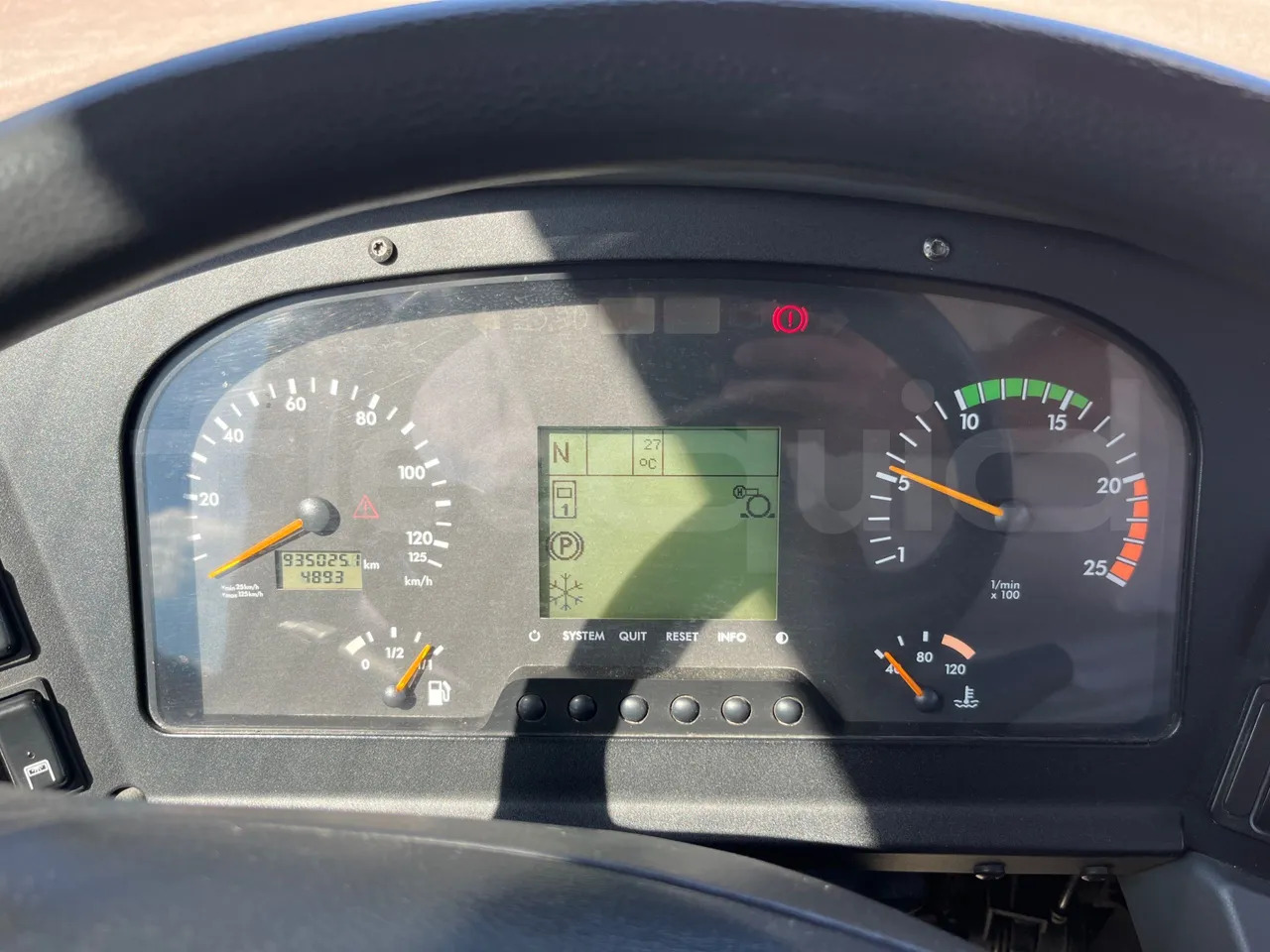 Mercedes-Benz Integro - Prigradski autobus: slika Mercedes-Benz Integro - Prigradski autobus Mercedes-Benz Integro - Prigradski autobus: slika Mercedes-Benz Integro - Prigradski autobus