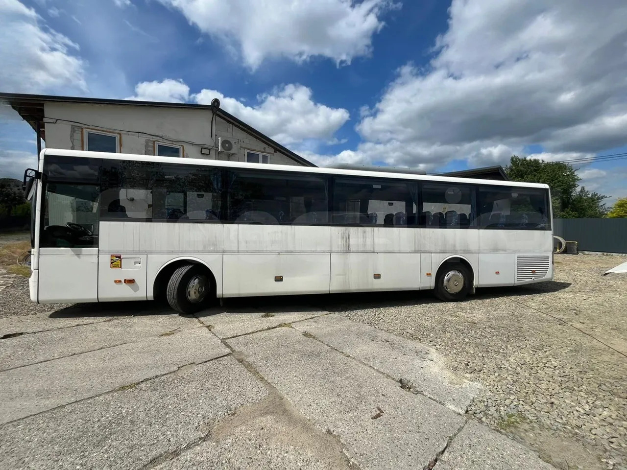 Turistički autobus Mercedes-Benz Intouro: slika Turistički autobus Mercedes-Benz Intouro