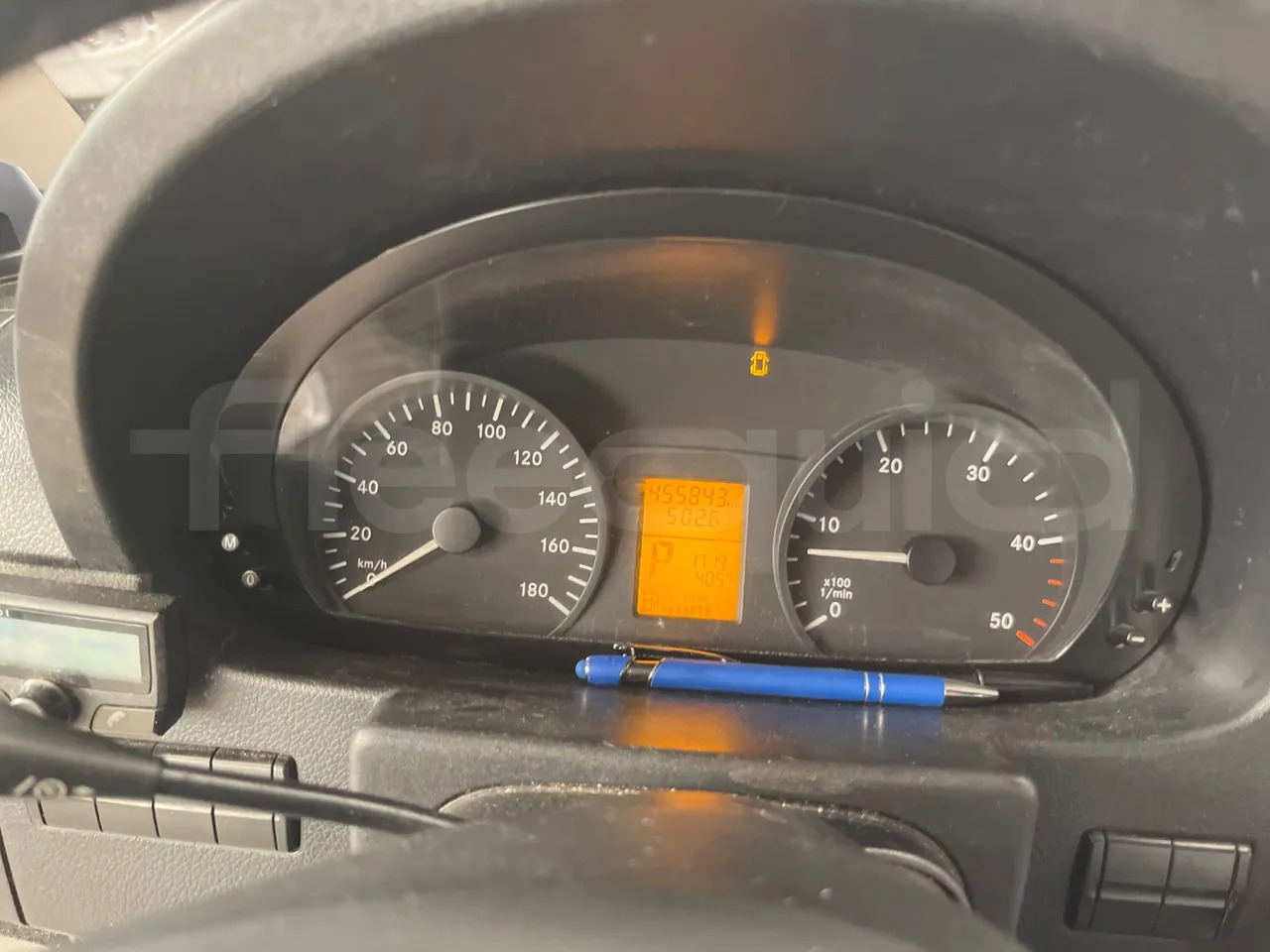 Mercedes-Benz Sprinter - Prigradski autobus: slika Mercedes-Benz Sprinter - Prigradski autobus Mercedes-Benz Sprinter - Prigradski autobus: slika Mercedes-Benz Sprinter - Prigradski autobus