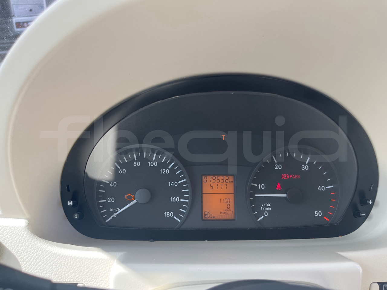 Mercedes-Benz Sprinter - Minibus, Putnički kombi: slika Mercedes-Benz Sprinter - Minibus, Putnički kombi Mercedes-Benz Sprinter - Minibus, Putnički kombi: slika Mercedes-Benz Sprinter - Minibus, Putnički kombi