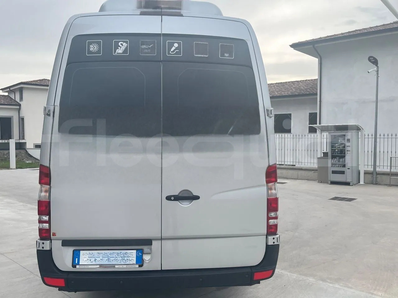 Mercedes-Benz Sprinter - Minibus, Putnički kombi: slika Mercedes-Benz Sprinter - Minibus, Putnički kombi Mercedes-Benz Sprinter - Minibus, Putnički kombi: slika Mercedes-Benz Sprinter - Minibus, Putnički kombi