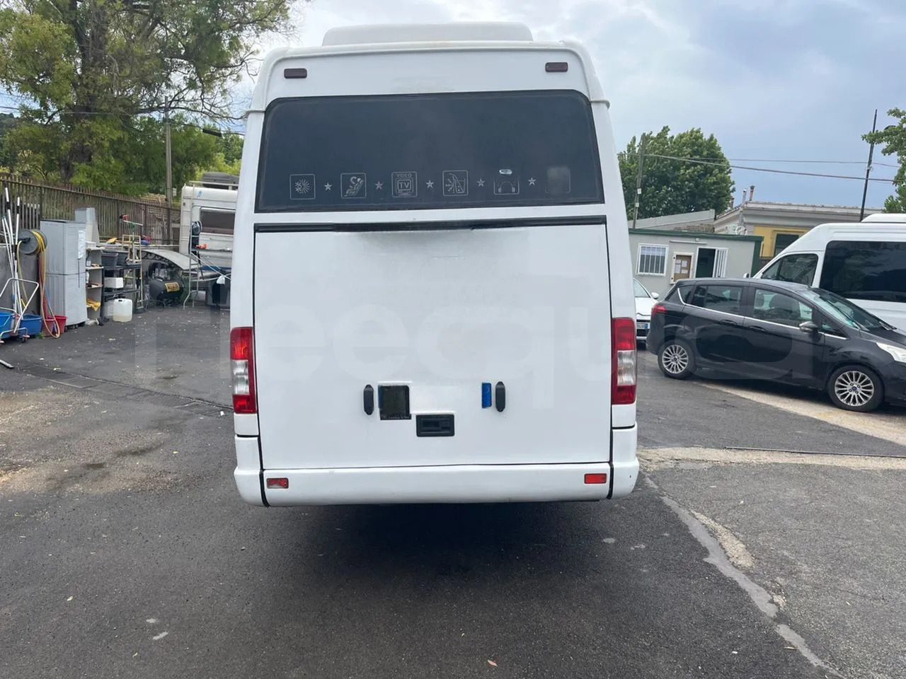 Mercedes-Benz Sprinter - Minibus, Putnički kombi: slika Mercedes-Benz Sprinter - Minibus, Putnički kombi Mercedes-Benz Sprinter - Minibus, Putnički kombi: slika Mercedes-Benz Sprinter - Minibus, Putnički kombi