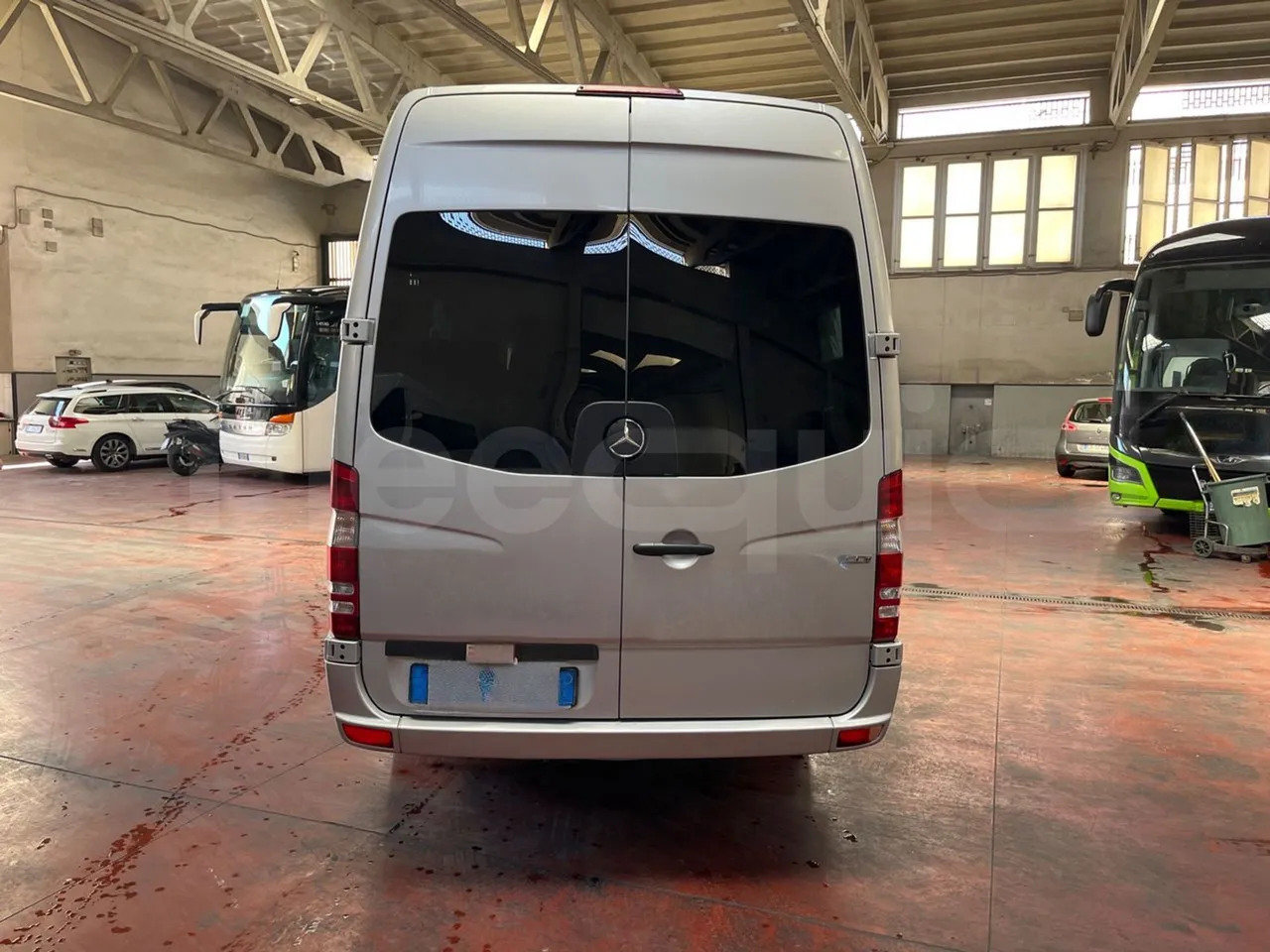 Mercedes-Benz Sprinter - Minibus, Putnički kombi: slika Mercedes-Benz Sprinter - Minibus, Putnički kombi Mercedes-Benz Sprinter - Minibus, Putnički kombi: slika Mercedes-Benz Sprinter - Minibus, Putnički kombi