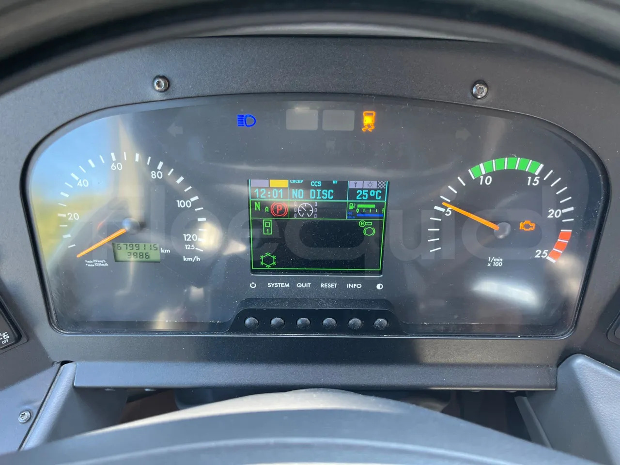 Mercedes-Benz Tourismo - Turistički autobus: slika Mercedes-Benz Tourismo - Turistički autobus Mercedes-Benz Tourismo - Turistički autobus: slika Mercedes-Benz Tourismo - Turistički autobus