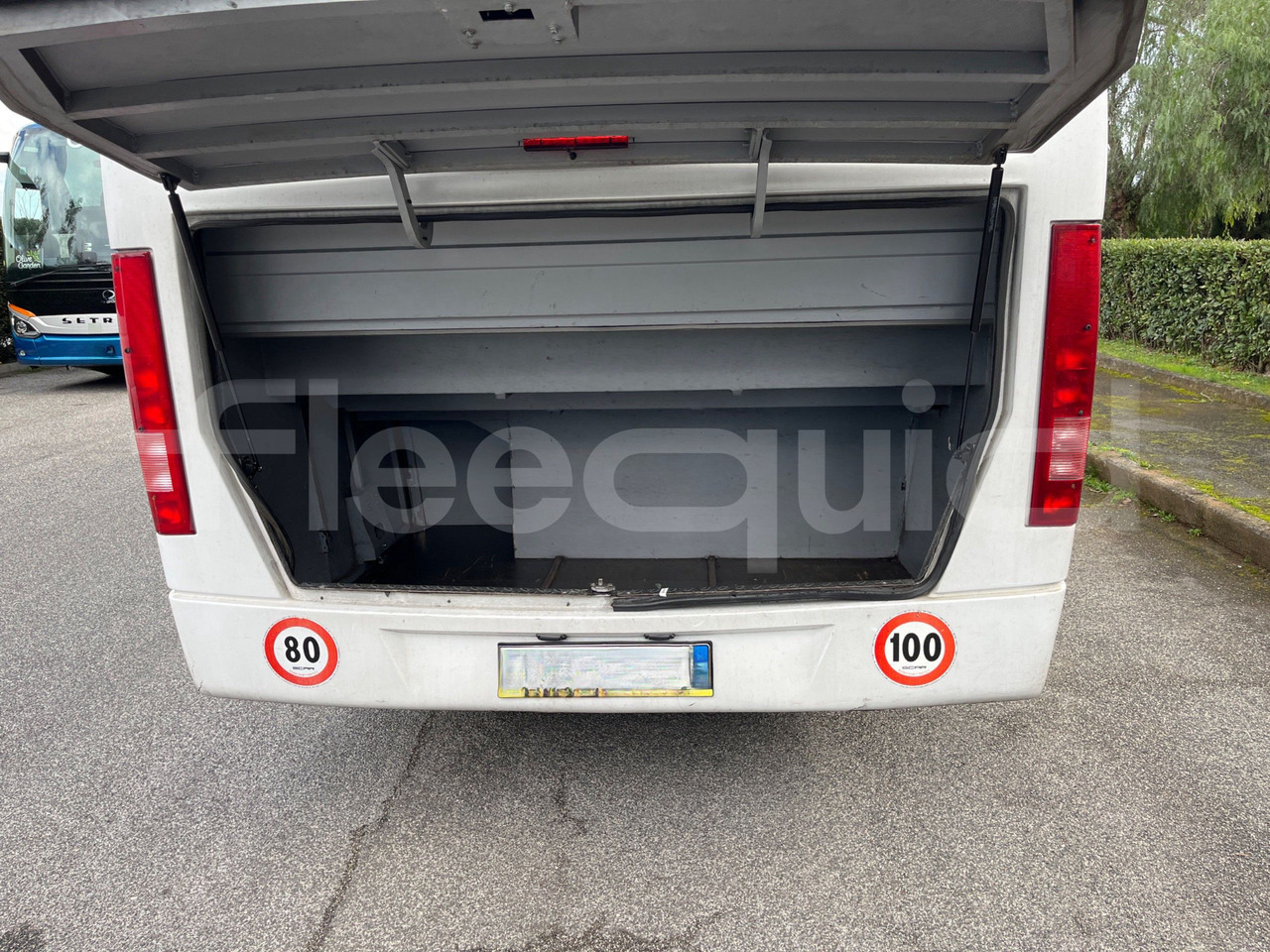 Turistički autobus Mercedes-Benz Vario: slika Turistički autobus Mercedes-Benz Vario