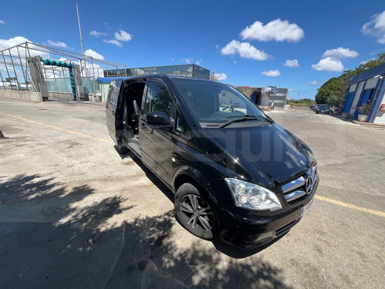 Minibus, Putnički kombi Mercedes-Benz Vito: slika Minibus, Putnički kombi Mercedes-Benz Vito