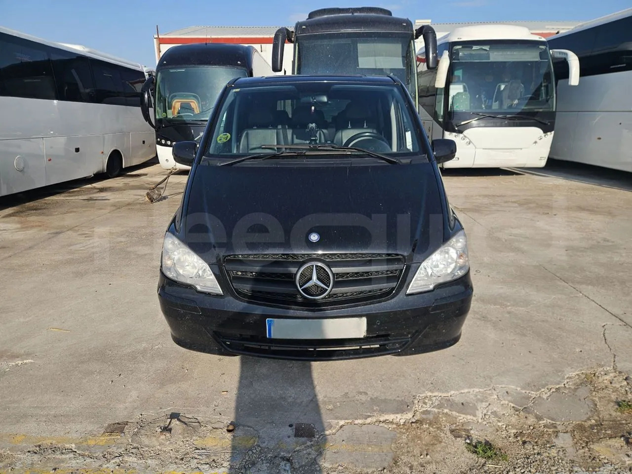 Mercedes-Benz Vito Tourer - Minibus, Putnički kombi: slika Mercedes-Benz Vito Tourer - Minibus, Putnički kombi Mercedes-Benz Vito Tourer - Minibus, Putnički kombi: slika Mercedes-Benz Vito Tourer - Minibus, Putnički kombi