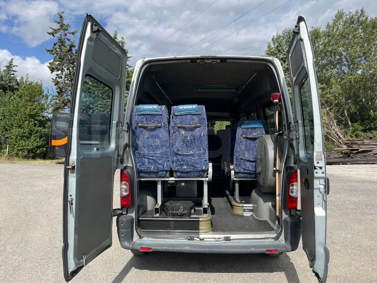 Renault Master - Prigradski autobus: slika Renault Master - Prigradski autobus Renault Master - Prigradski autobus: slika Renault Master - Prigradski autobus